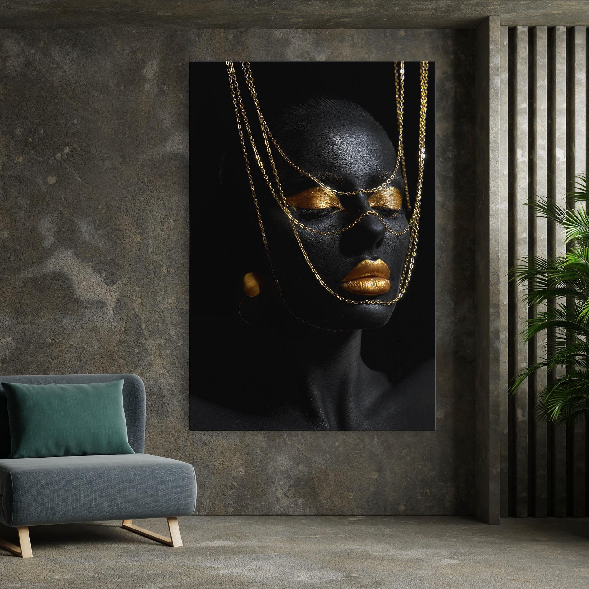 Tablou Canvas Gold Chain Girl mockup 7