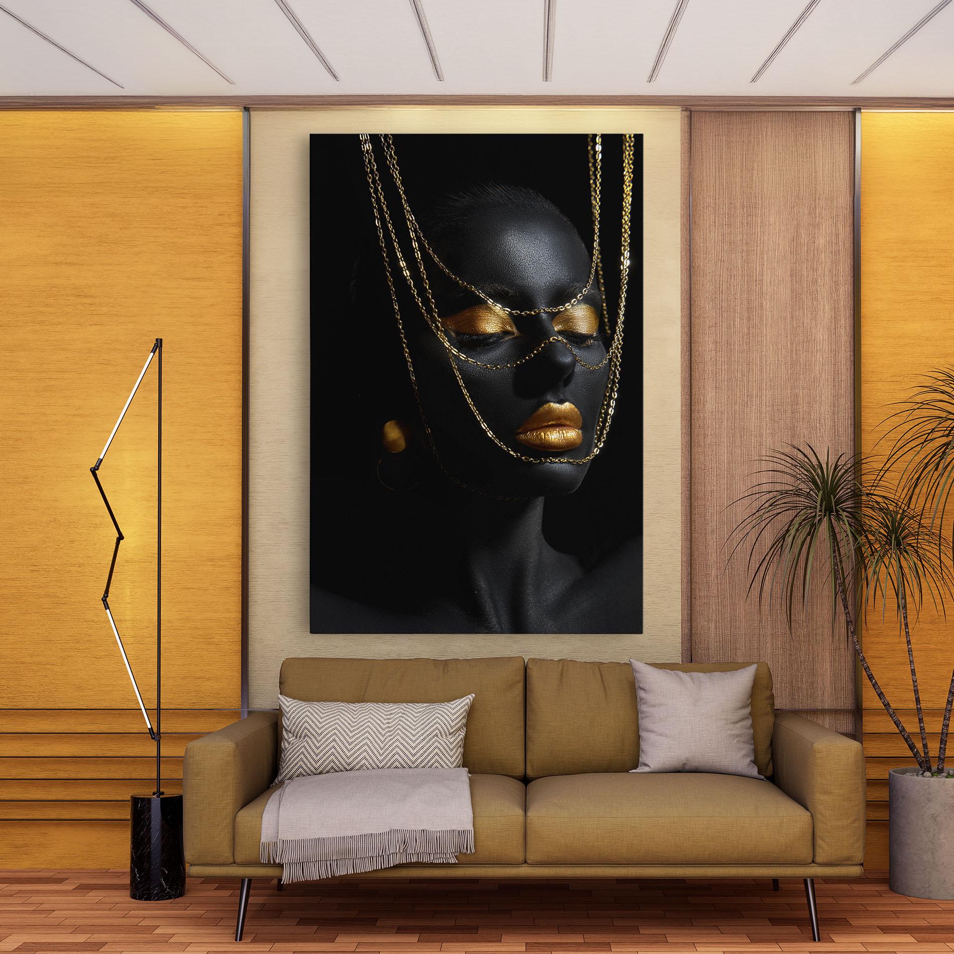 Tablou Canvas Gold Chain Girl mockup 9