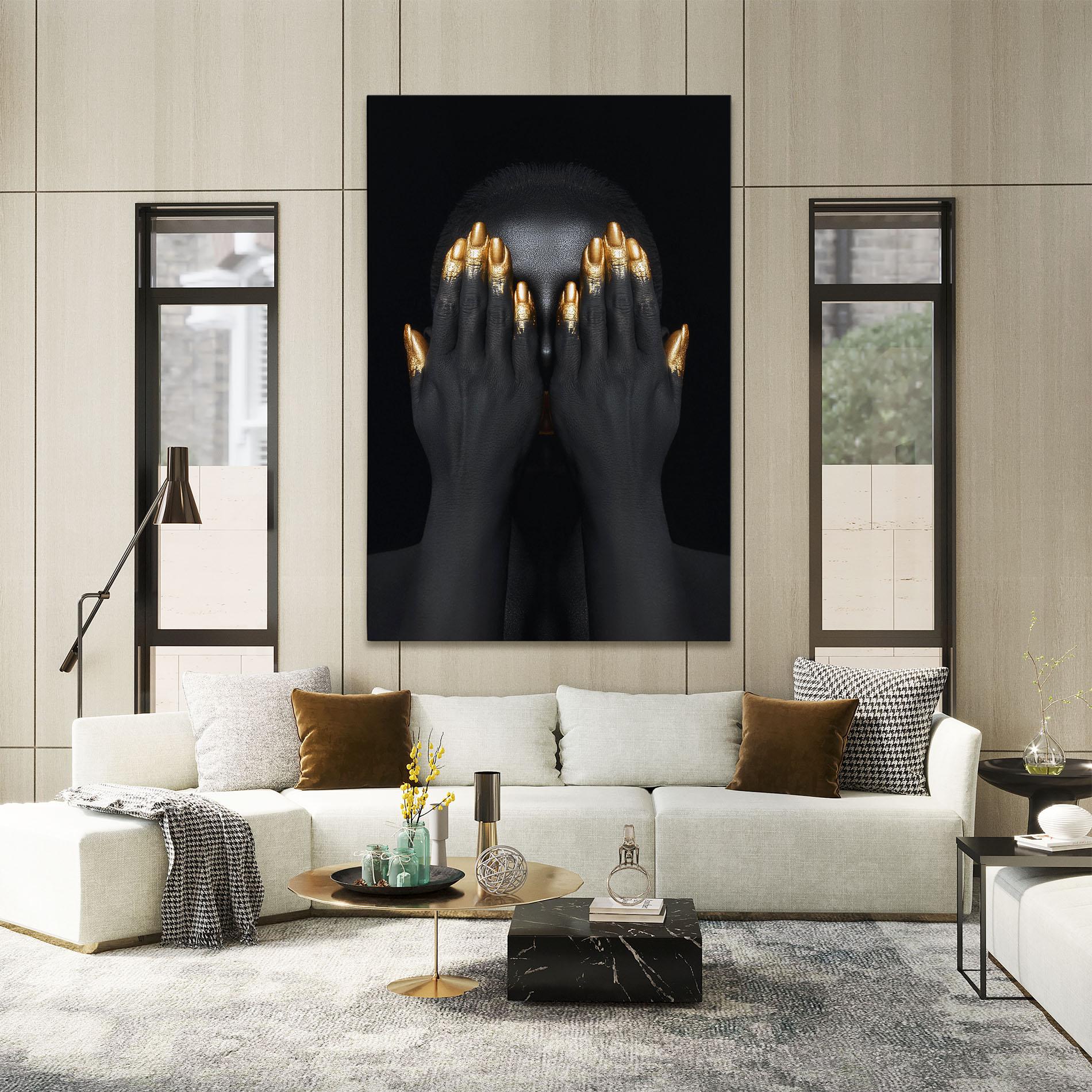 Tablou Canvas Gold Fingertips Chain mockup 2