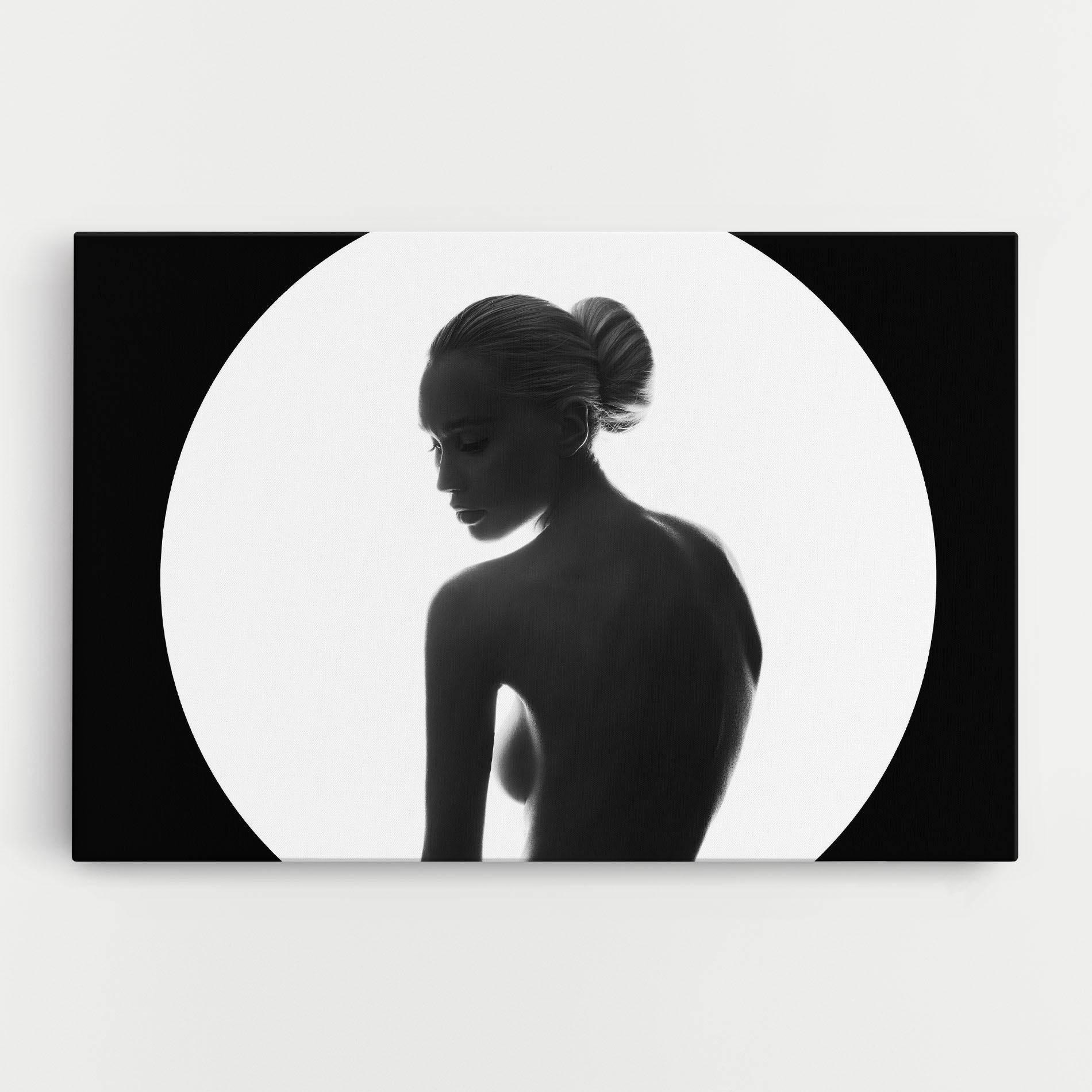 Tablou Canvas Woman Body Circle mockup 0