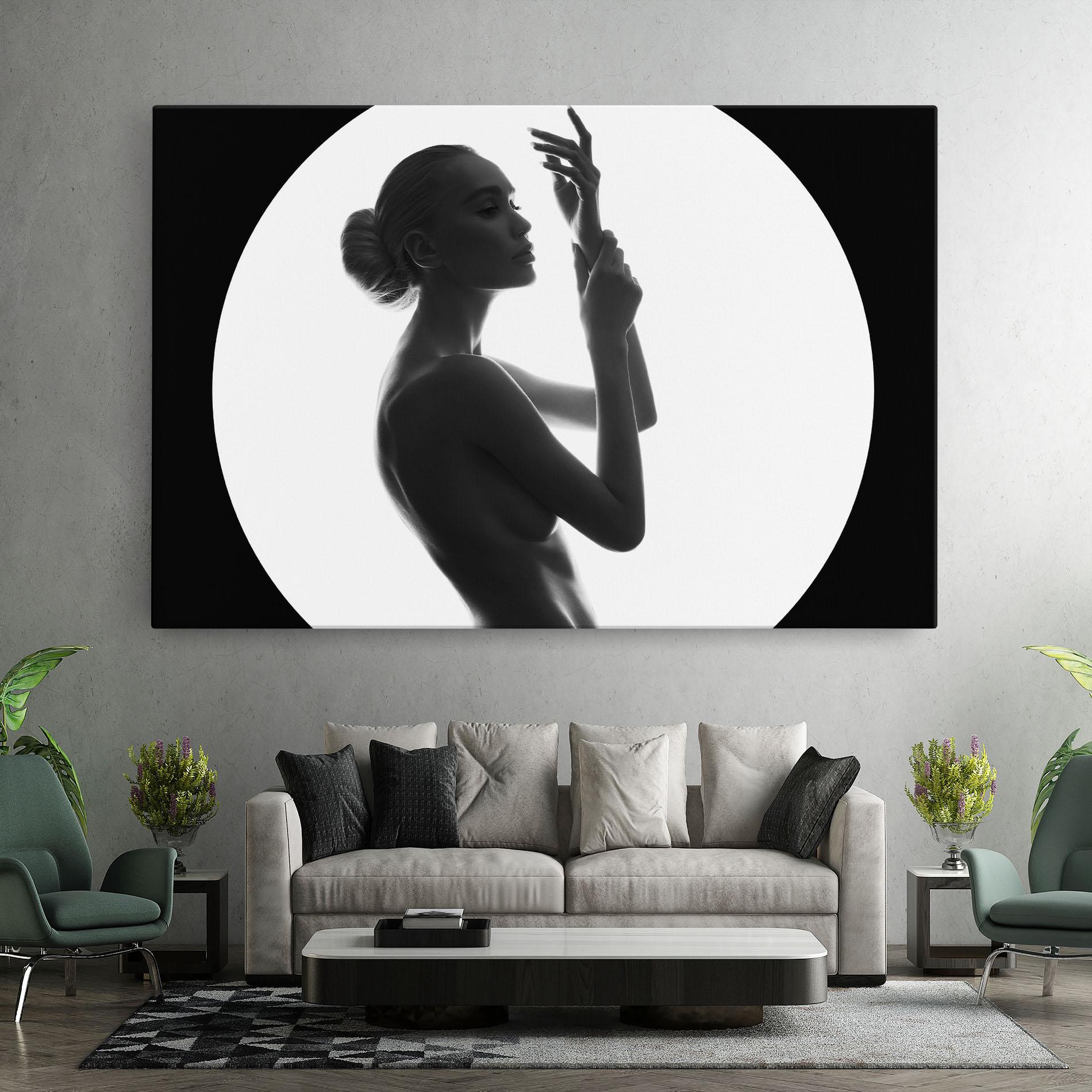 Tablou Canvas Circle Woman Body mockup 7