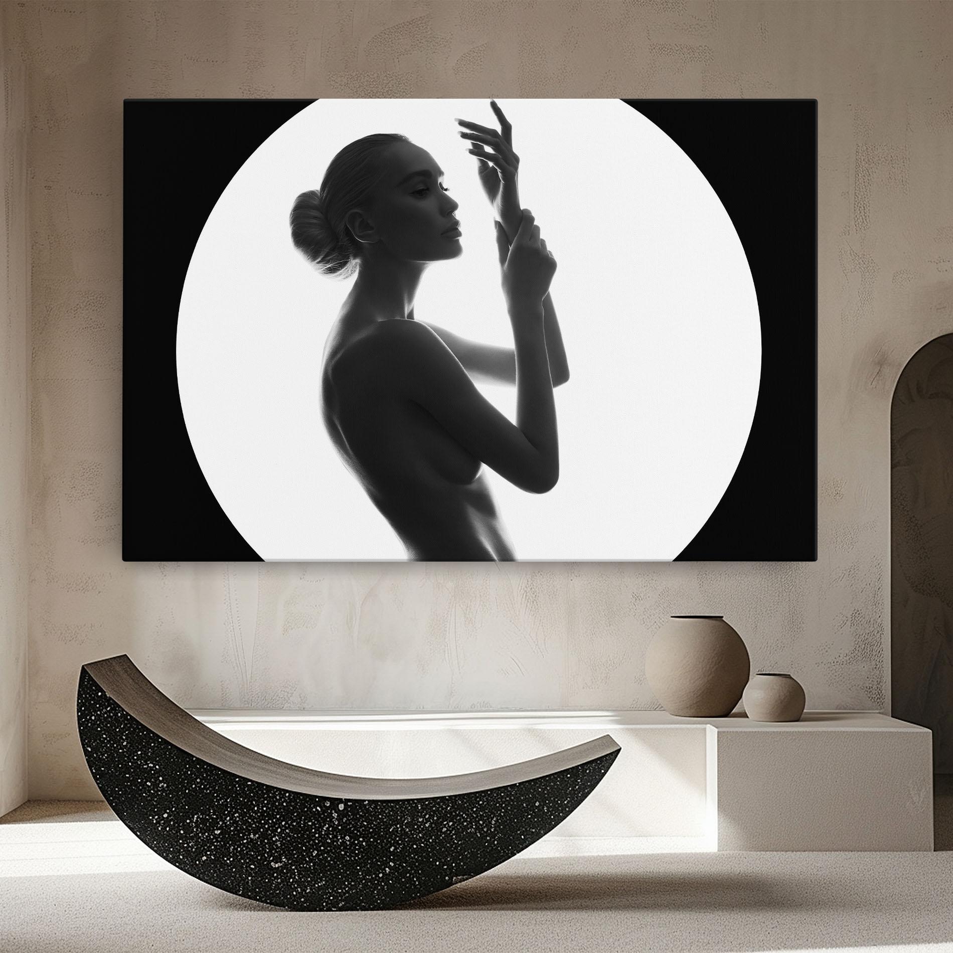 Tablou Canvas Circle Woman Body mockup 8