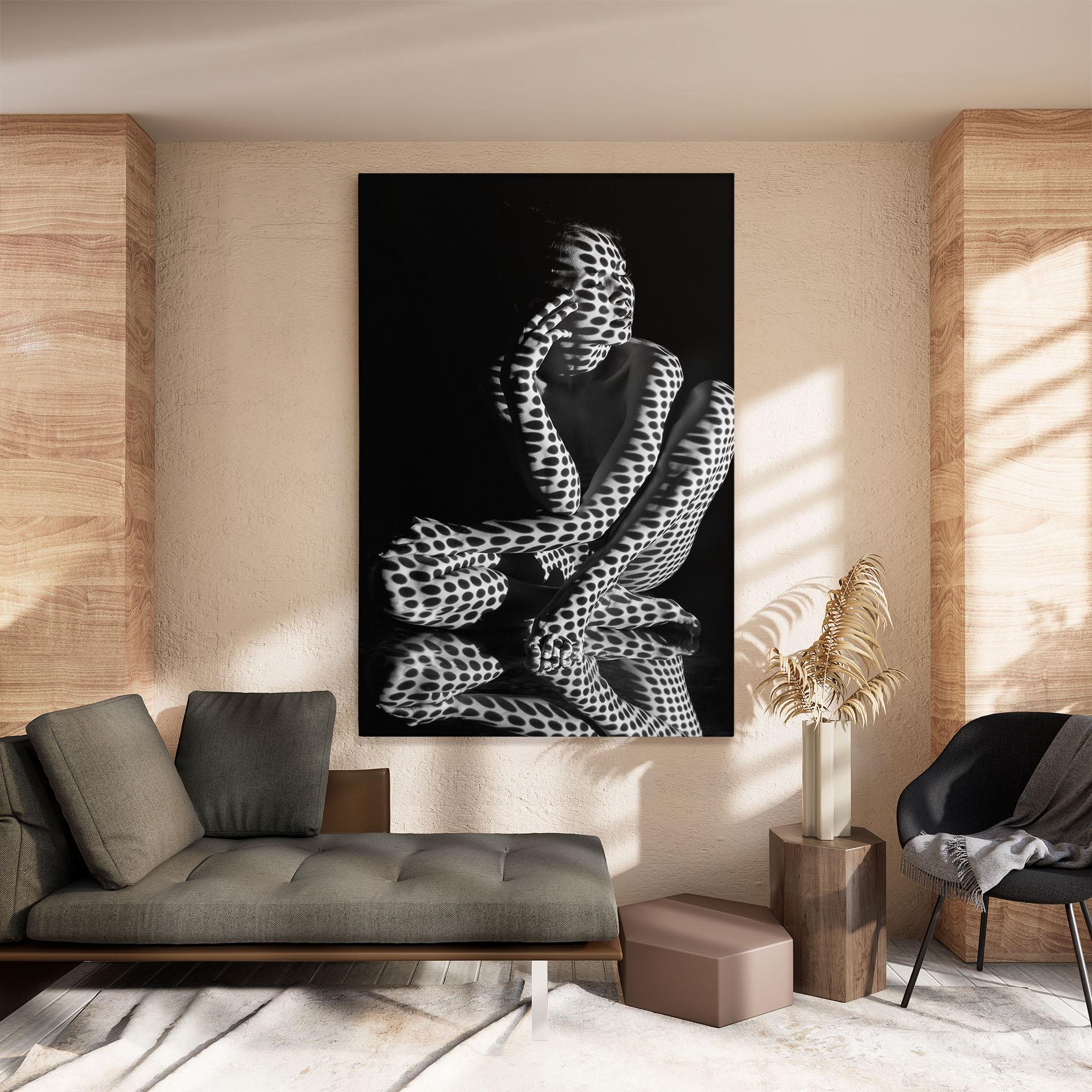 Tablou Canvas Black White Pattern Woman mockup 8