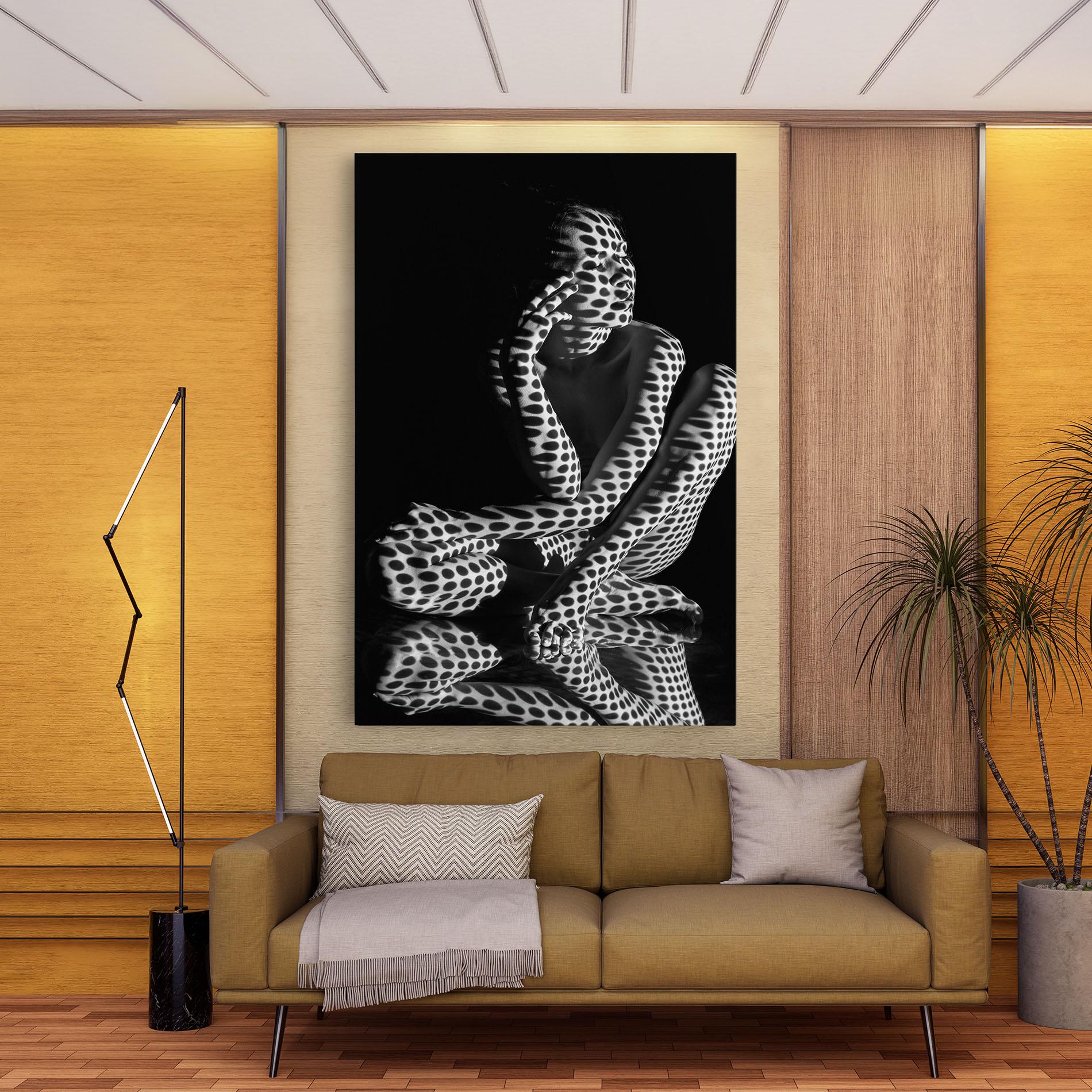 Tablou Canvas Black White Pattern Woman mockup 9