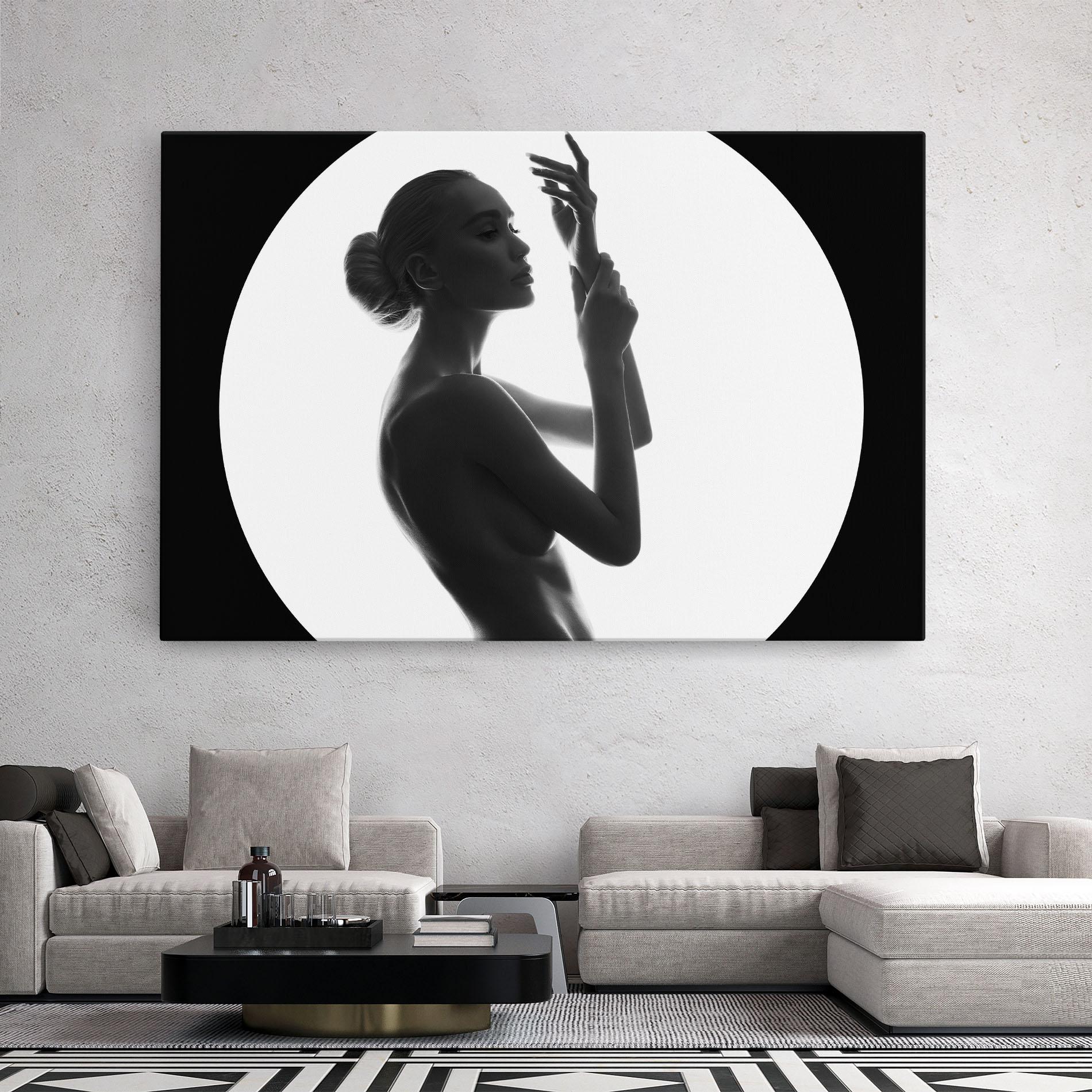 Tablou Canvas Circle Woman Body mockup 2