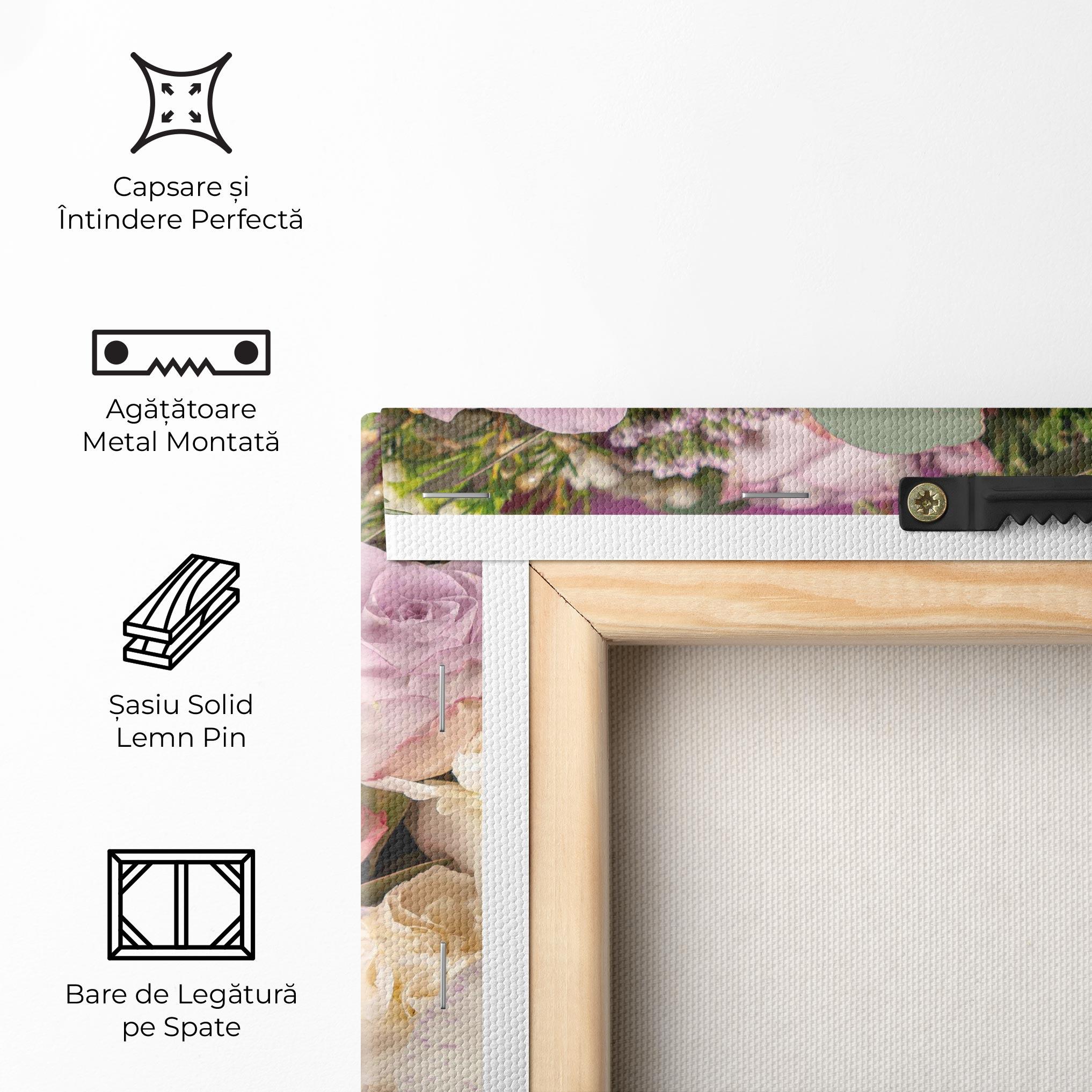 Tablou Canvas Cute Purple Bouquet mockup 5