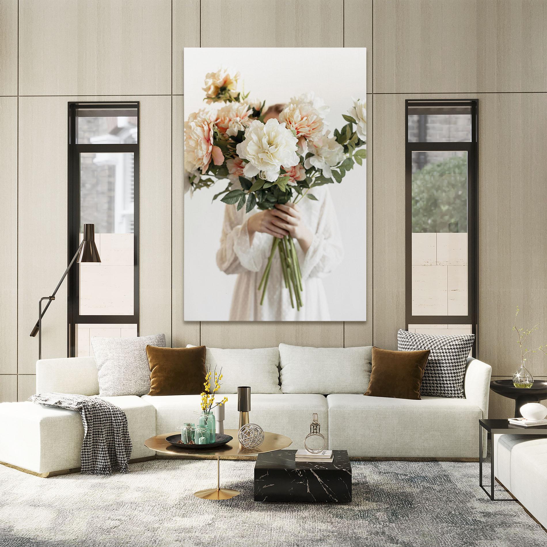 Tablou Canvas Bouquet Holding mockup 2