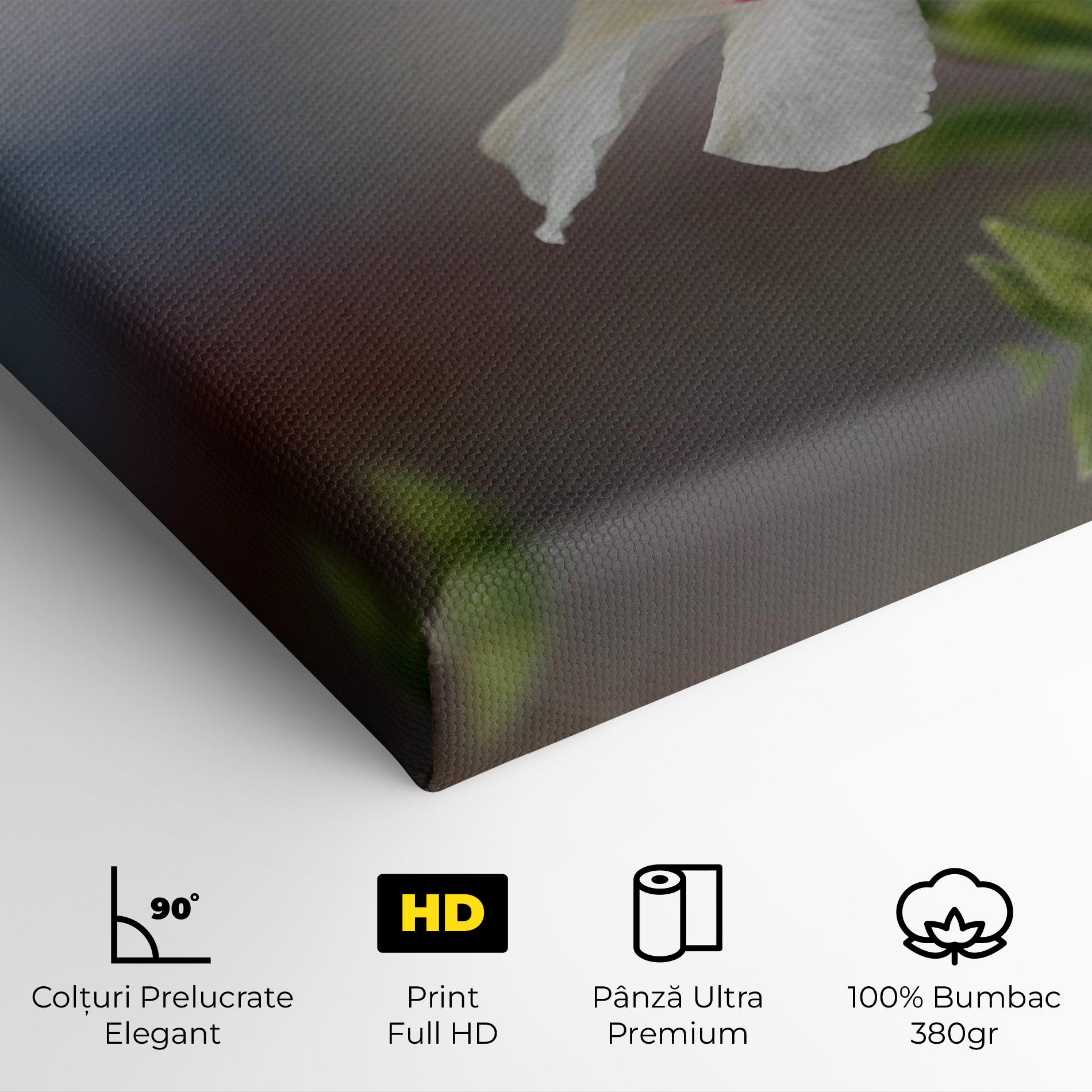 Tablou Canvas Exotic White Flower mockup 4