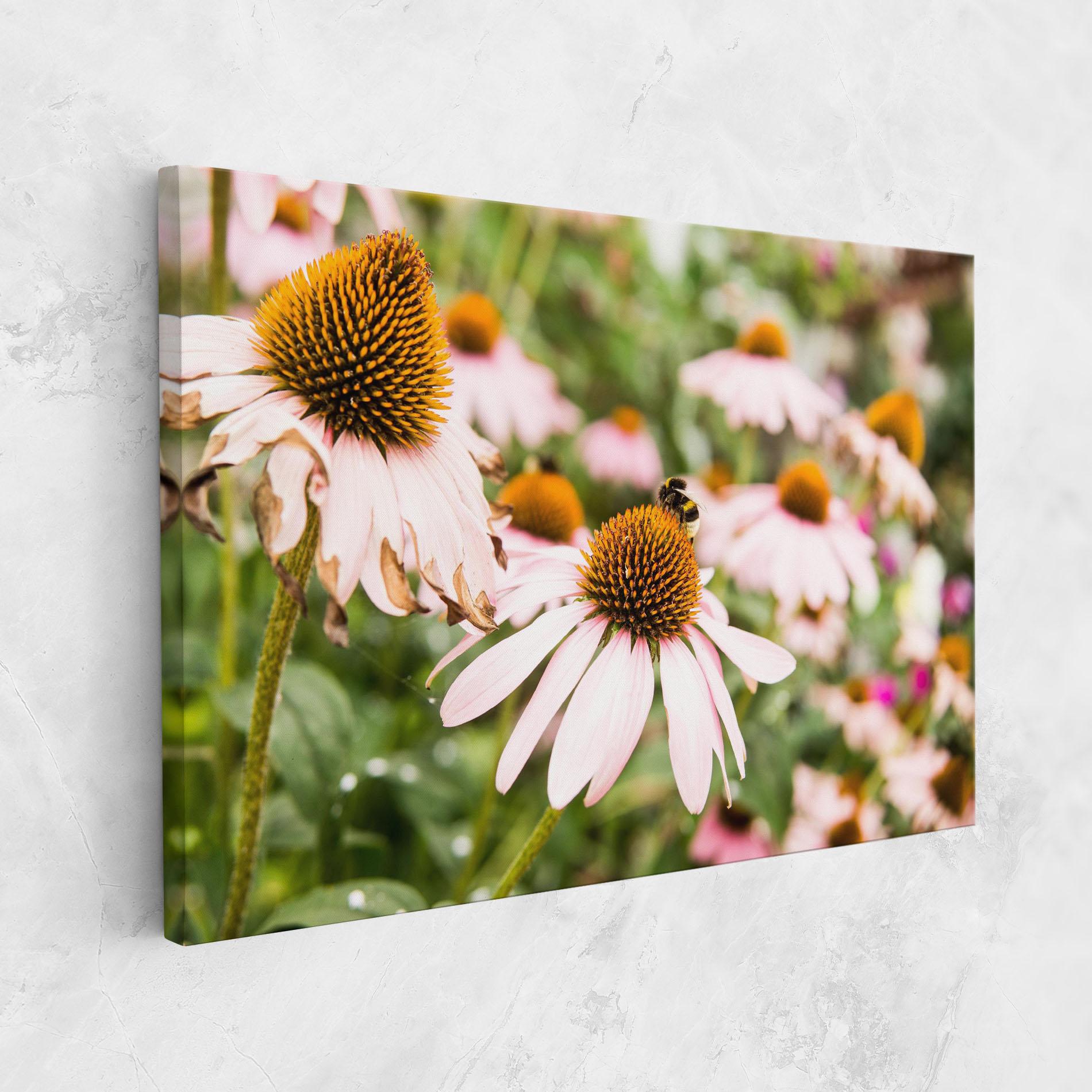 Tablou Canvas Daylight Bee mockup 1
