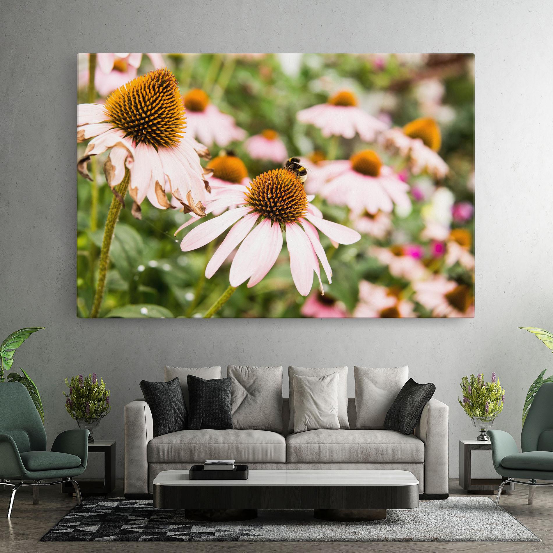 Tablou Canvas Daylight Bee mockup 7