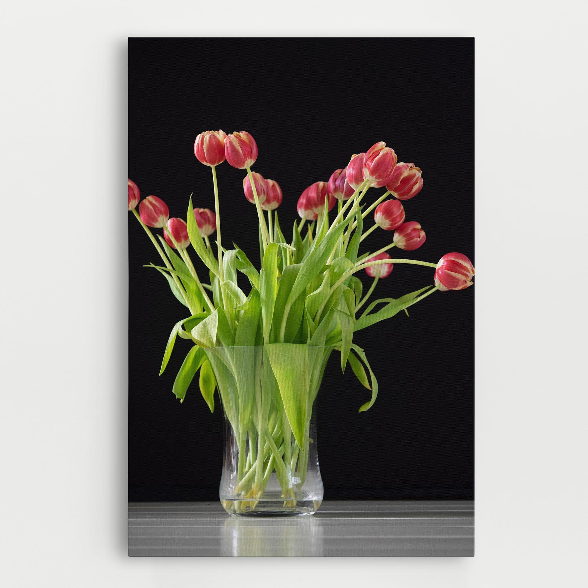 Tablou Canvas Tiny Tulips Vase mockup 0