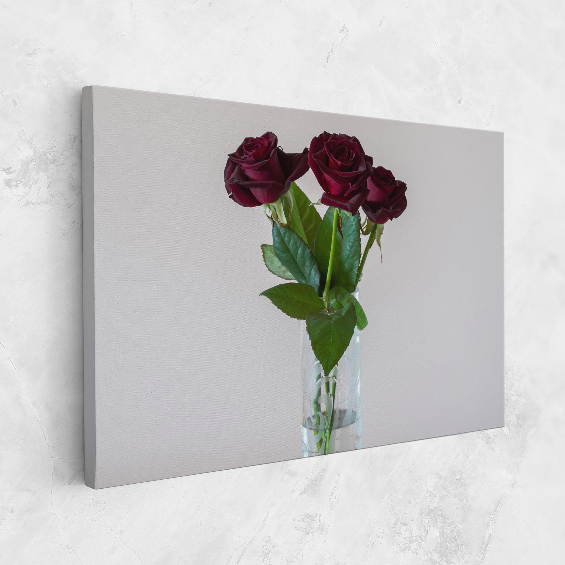 Tablou Canvas Red Roses Vase mockup 1