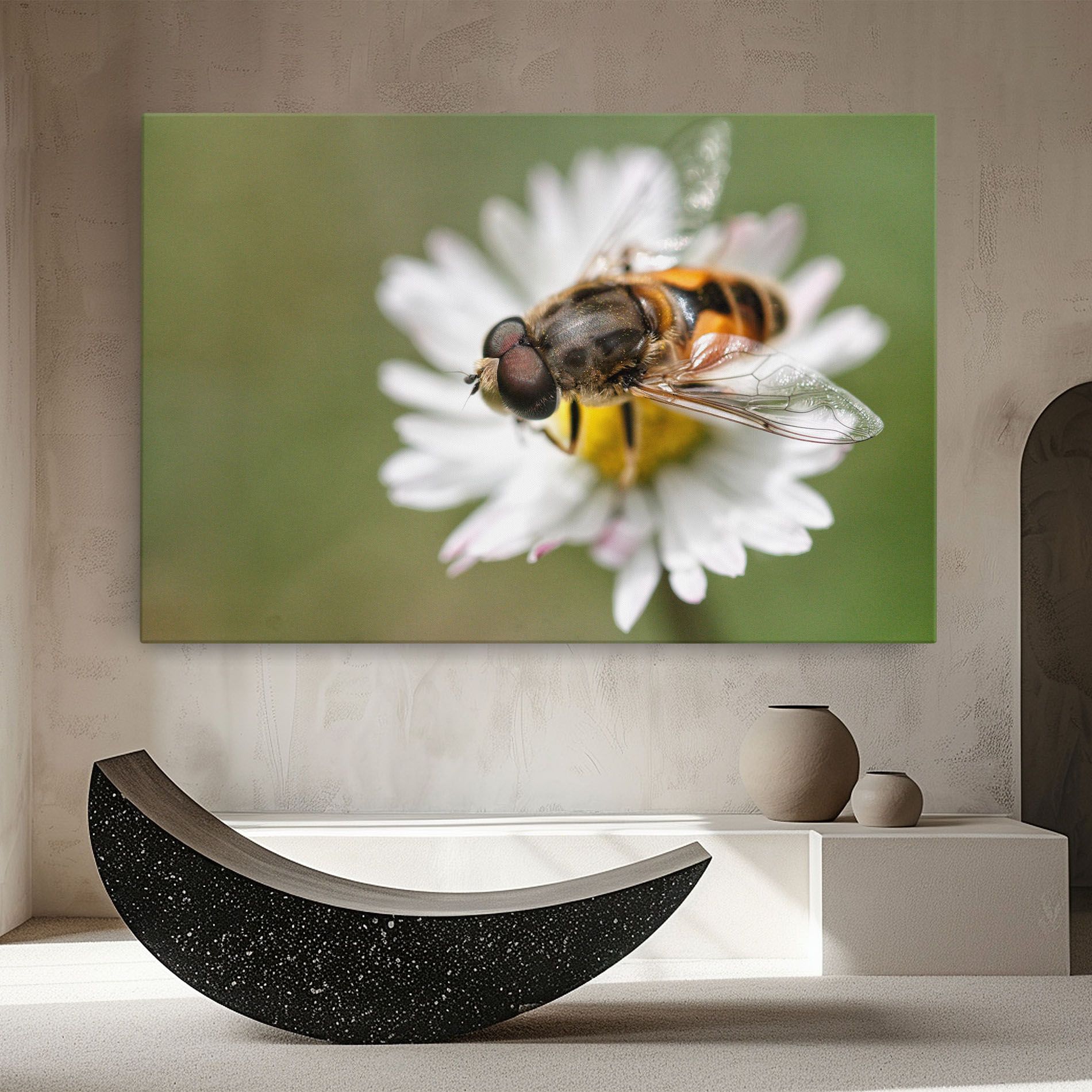 Bee On Small Daisy mockup 8