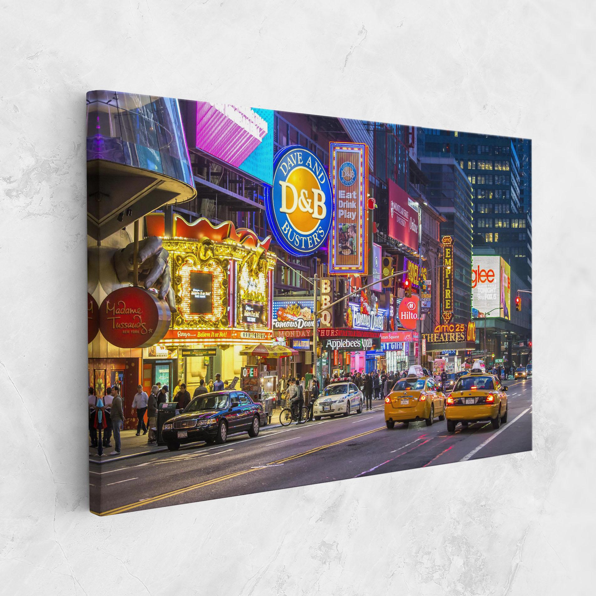 Tablou Canvas New York Lights mockup 1