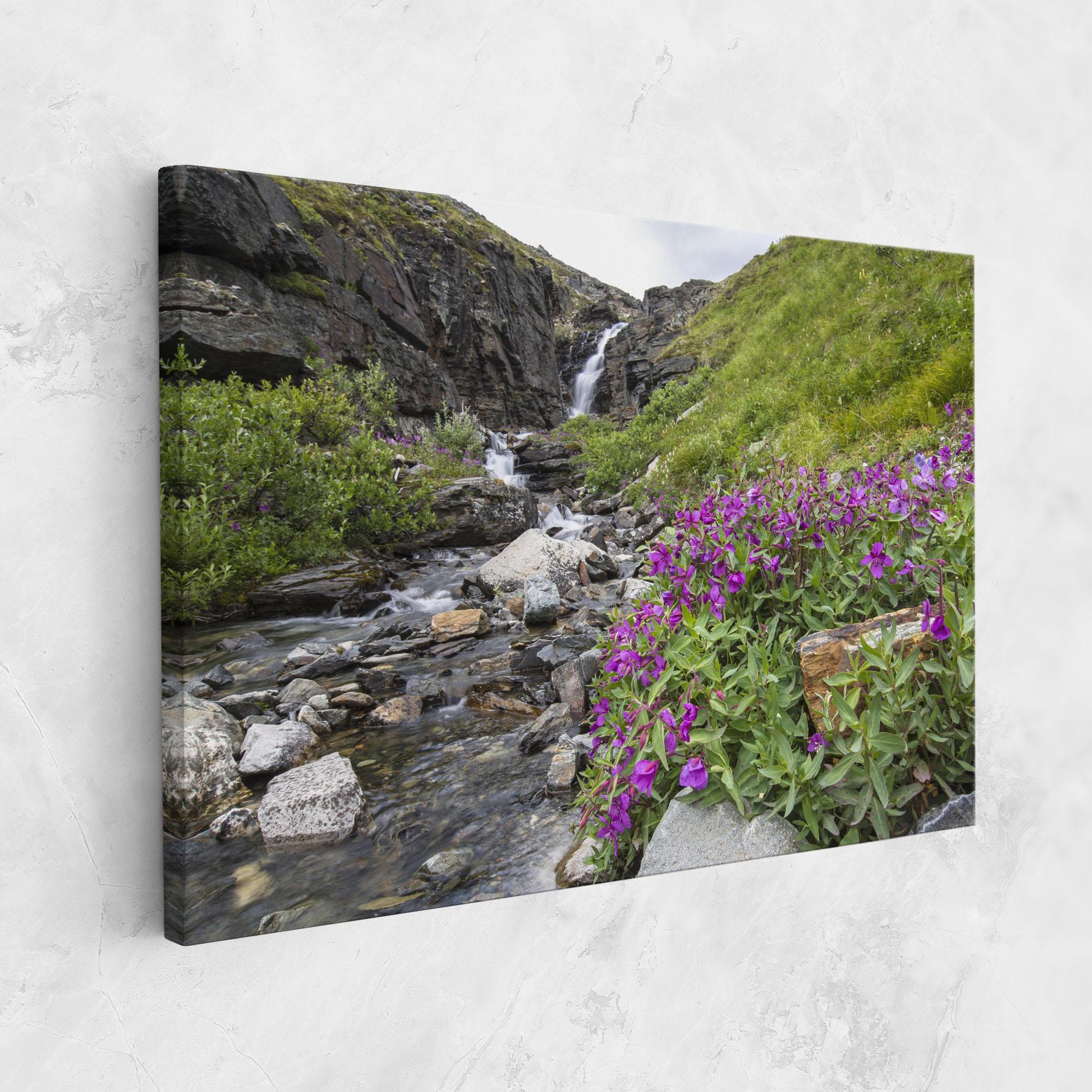 Tablou Canvas Purple Flowers Waterfall mockup 1