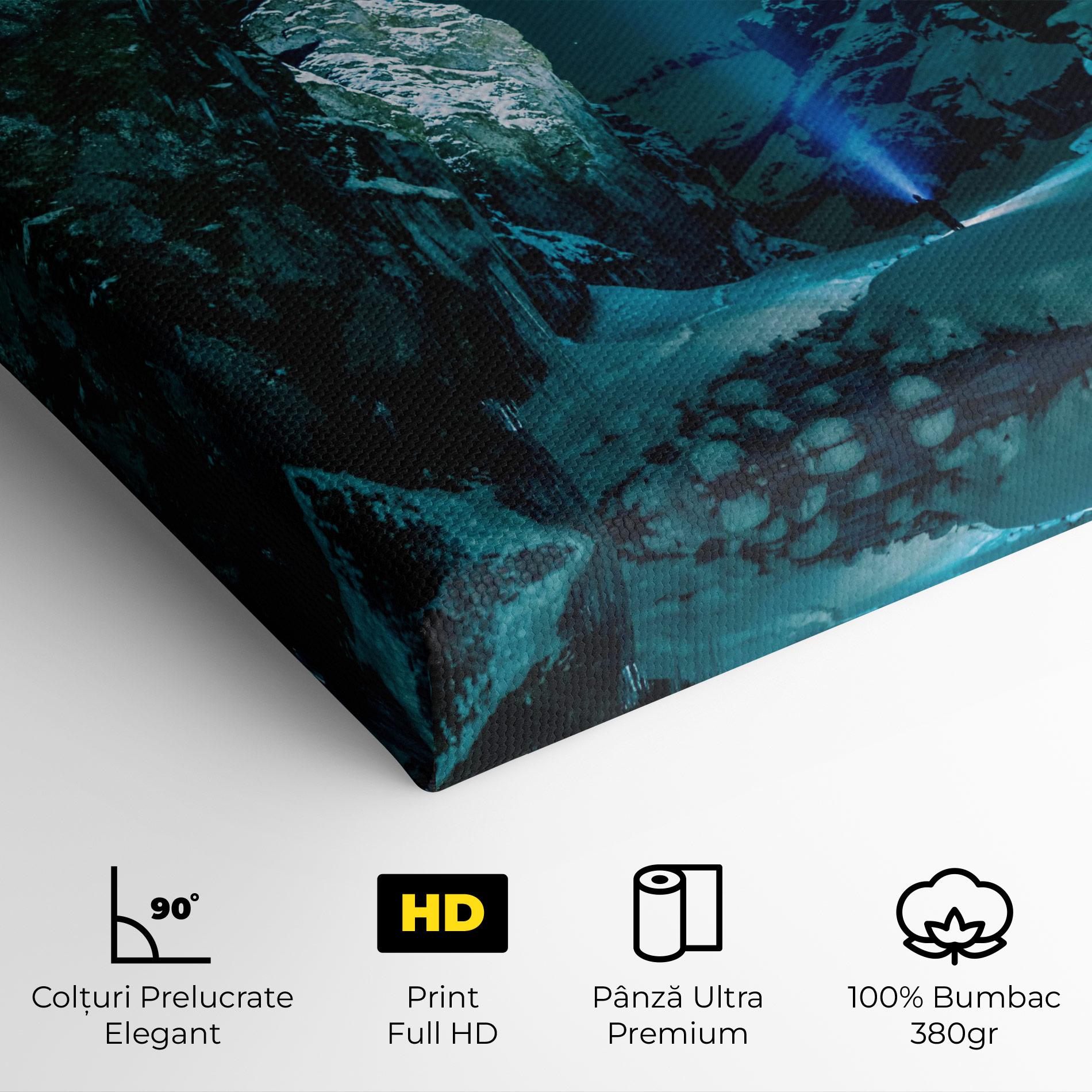 Tablou Canvas Green Light Mountain mockup 4