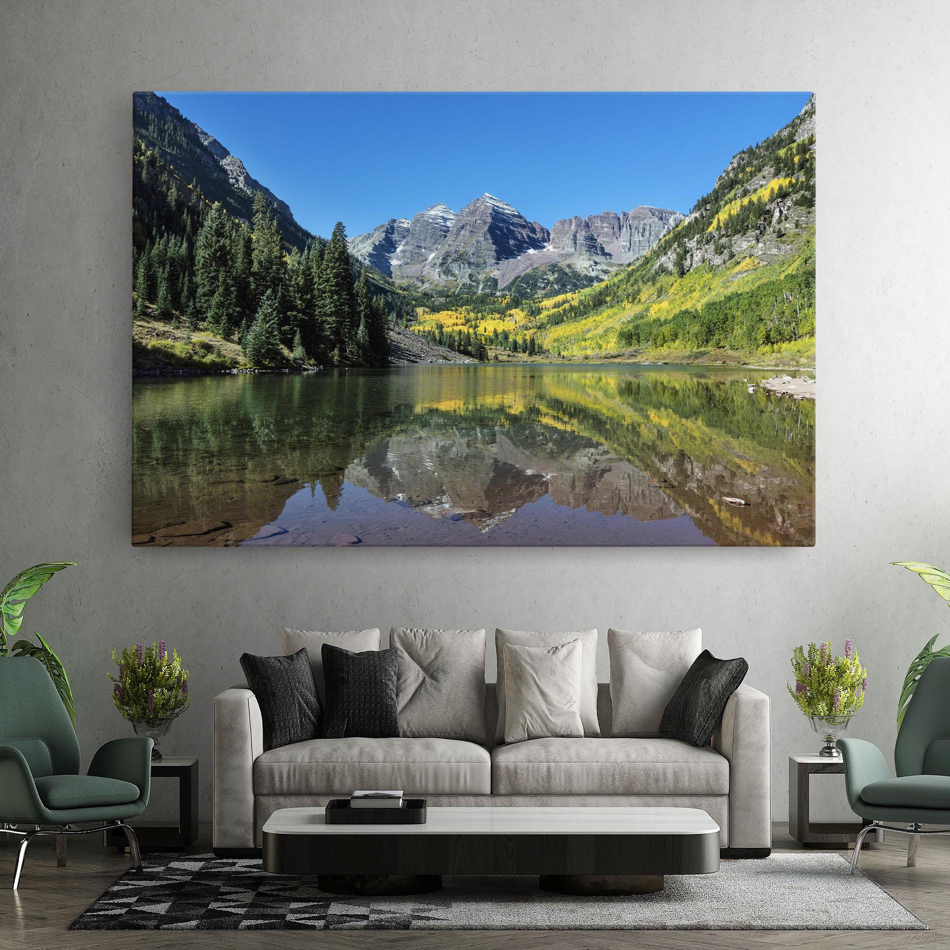 Tablou Canvas Lake Green Mountain mockup 7