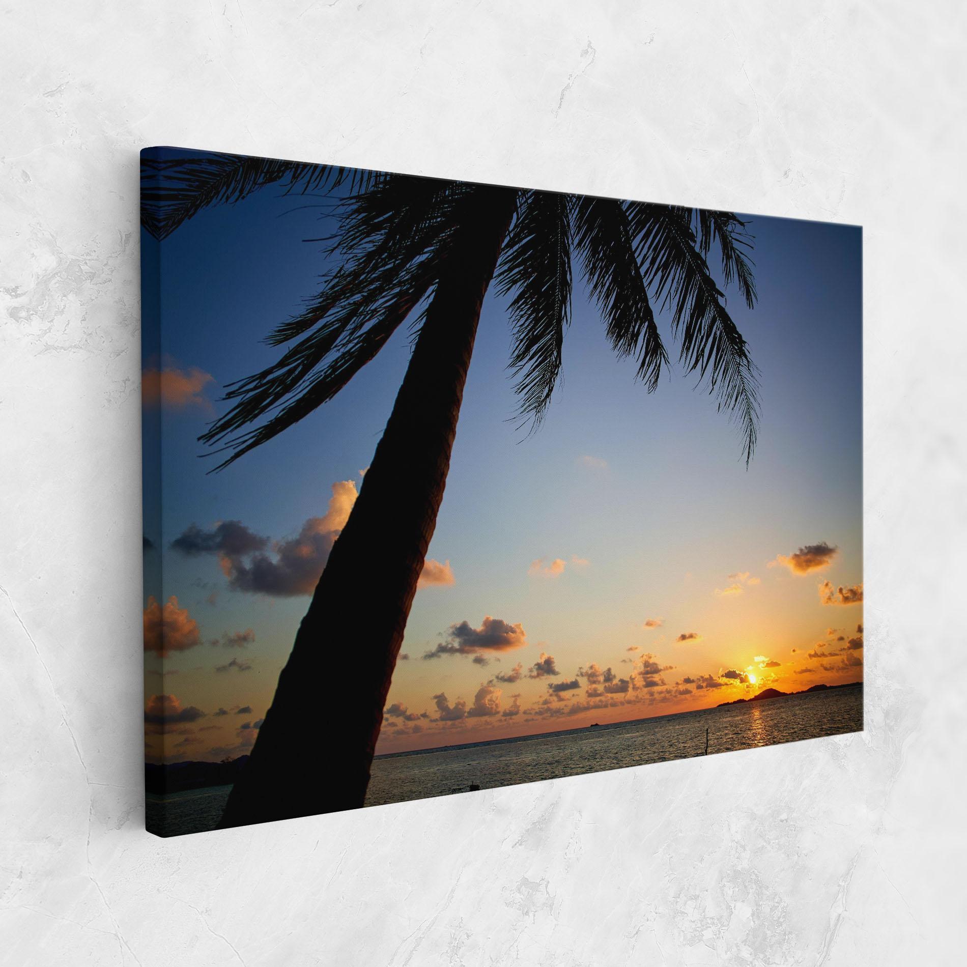 Tablou Canvas Palm Tree Silhouette mockup 1