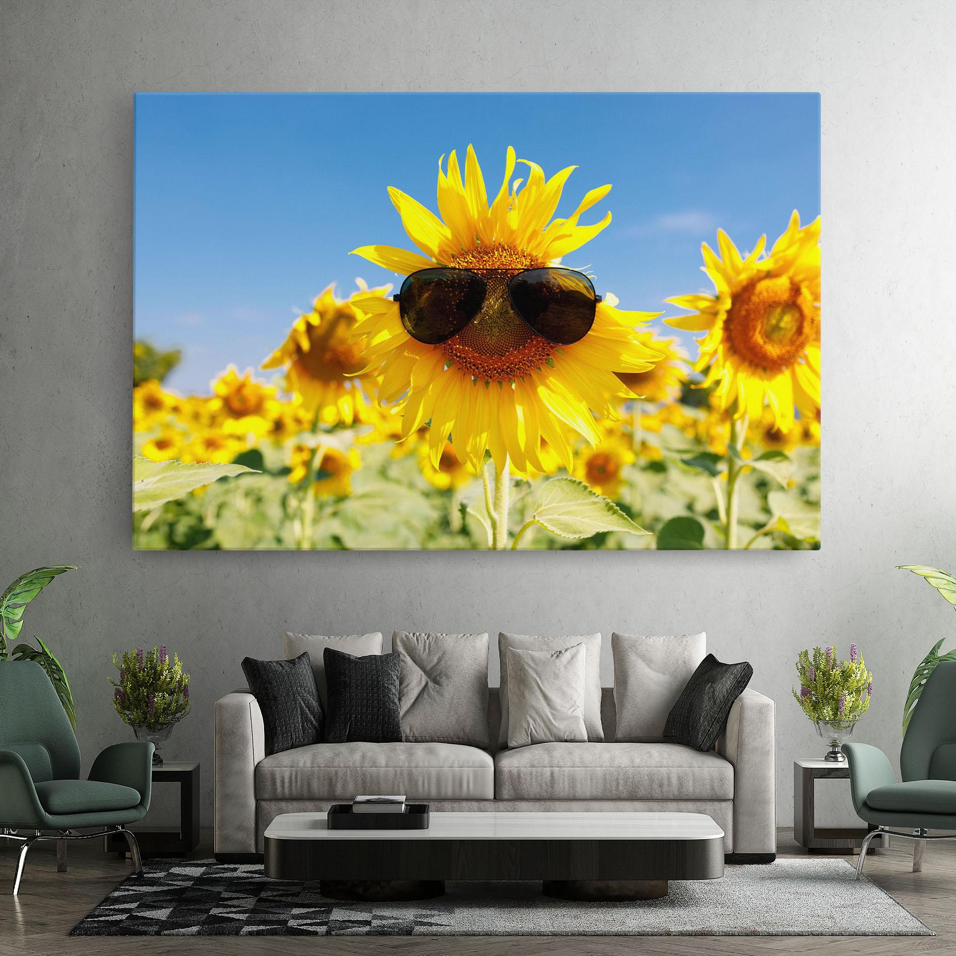 Tablou Canvas Sun Flower Glasses mockup 7