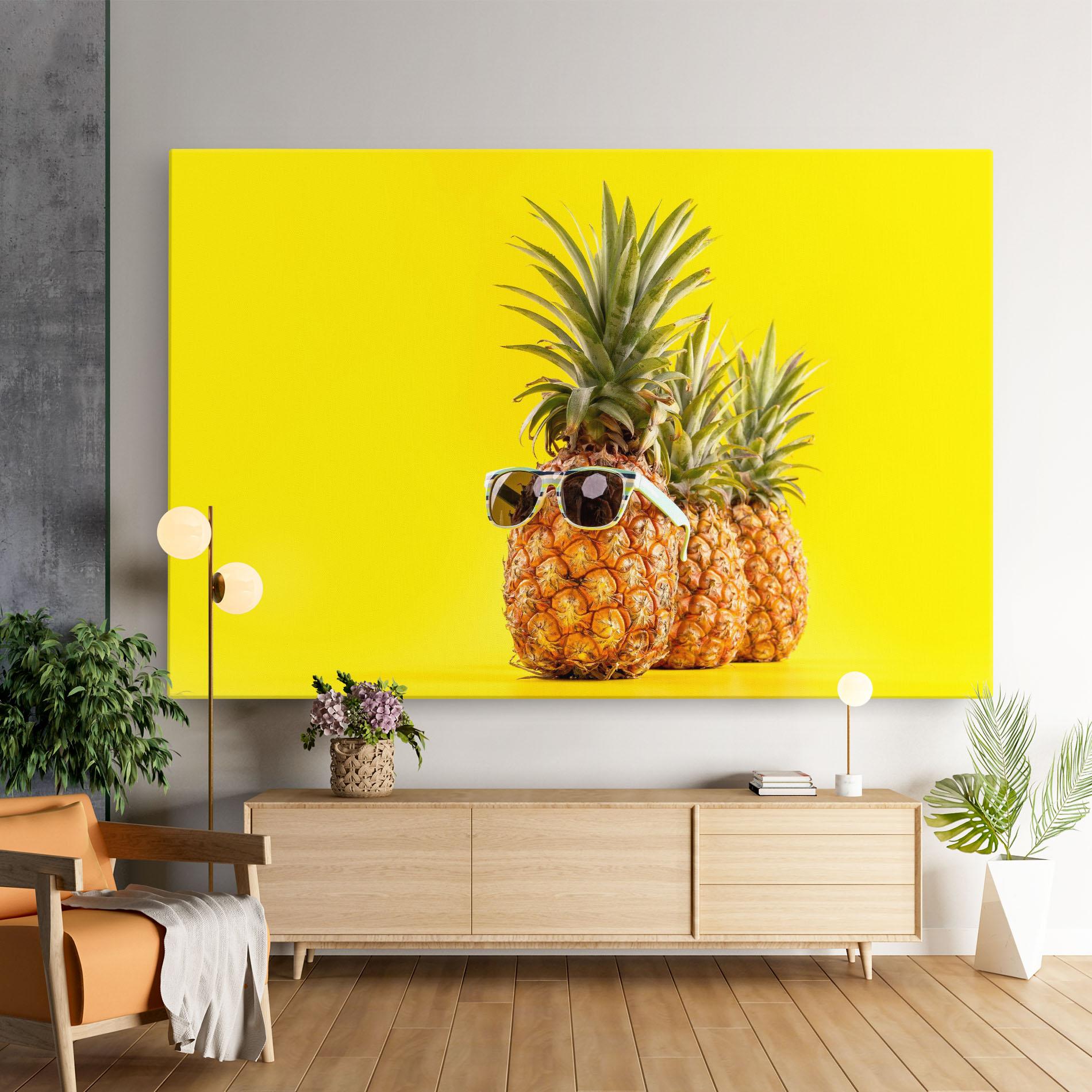 Tablou Canvas Pineapple Looking Up mockup 9