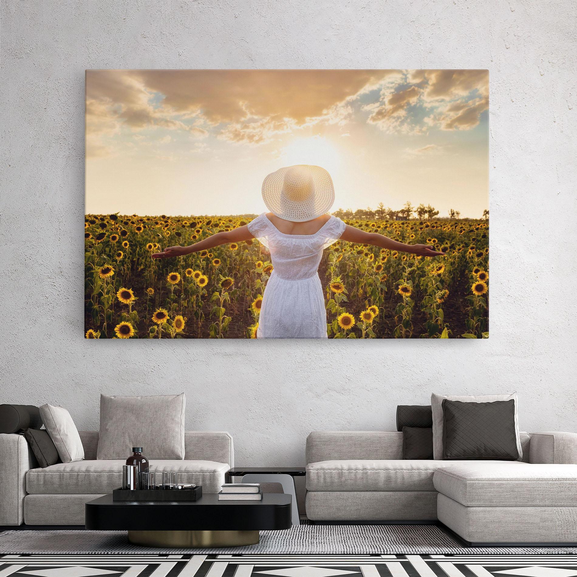 Tablou Canvas Girl In Nature mockup 2