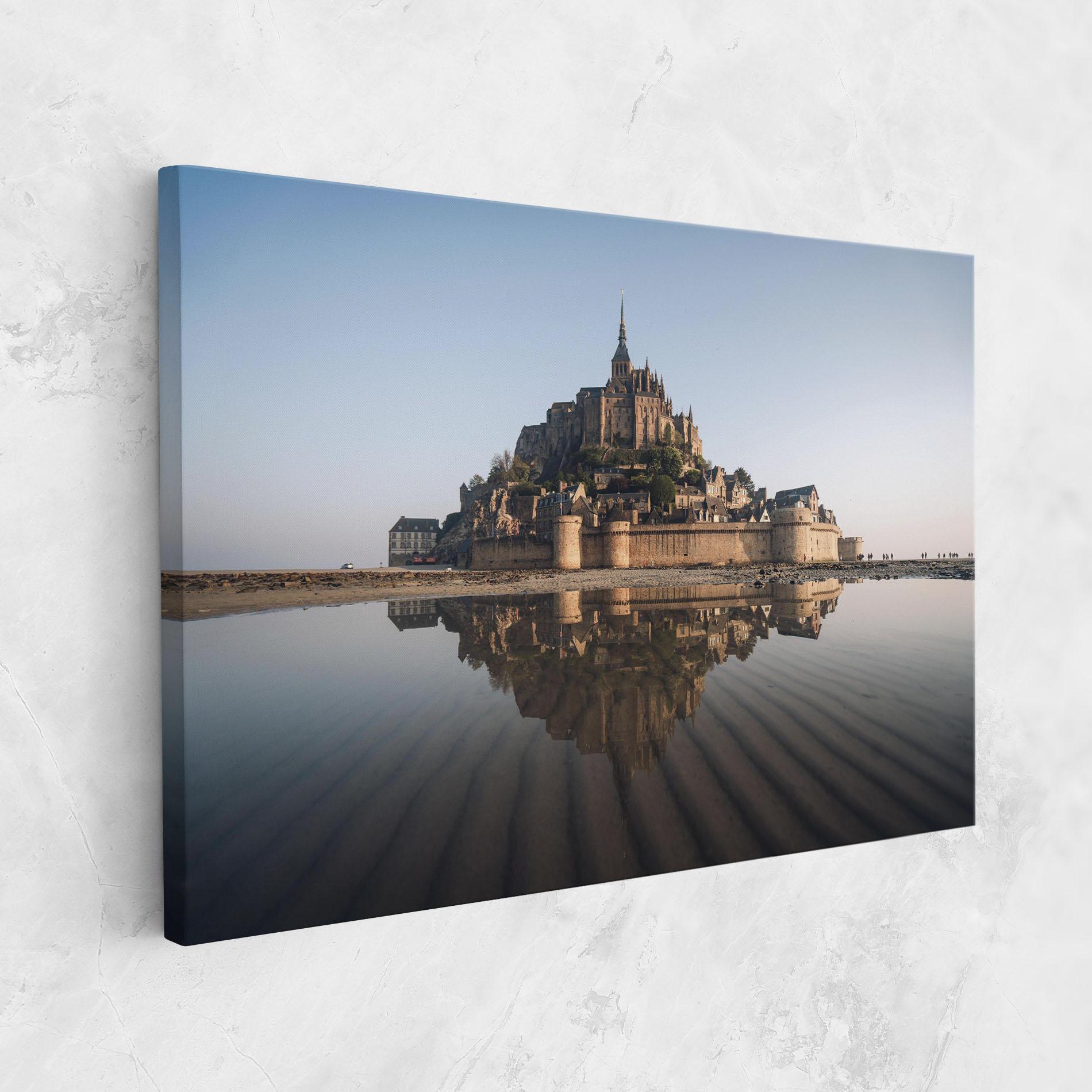 Tablou Canvas Castle Reflection mockup 1