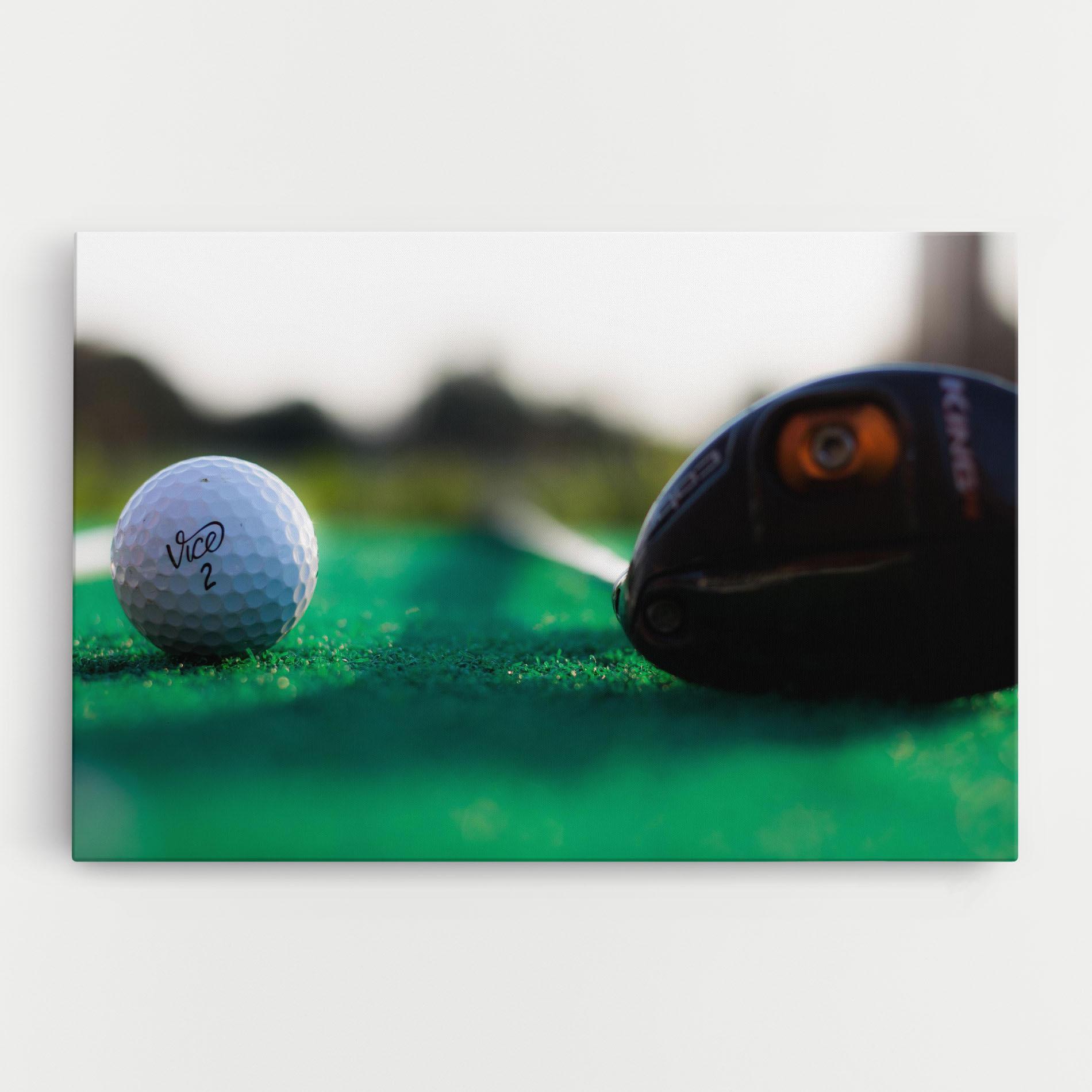 Tablou Canvas Green Grass Golf Ball mockup 0
