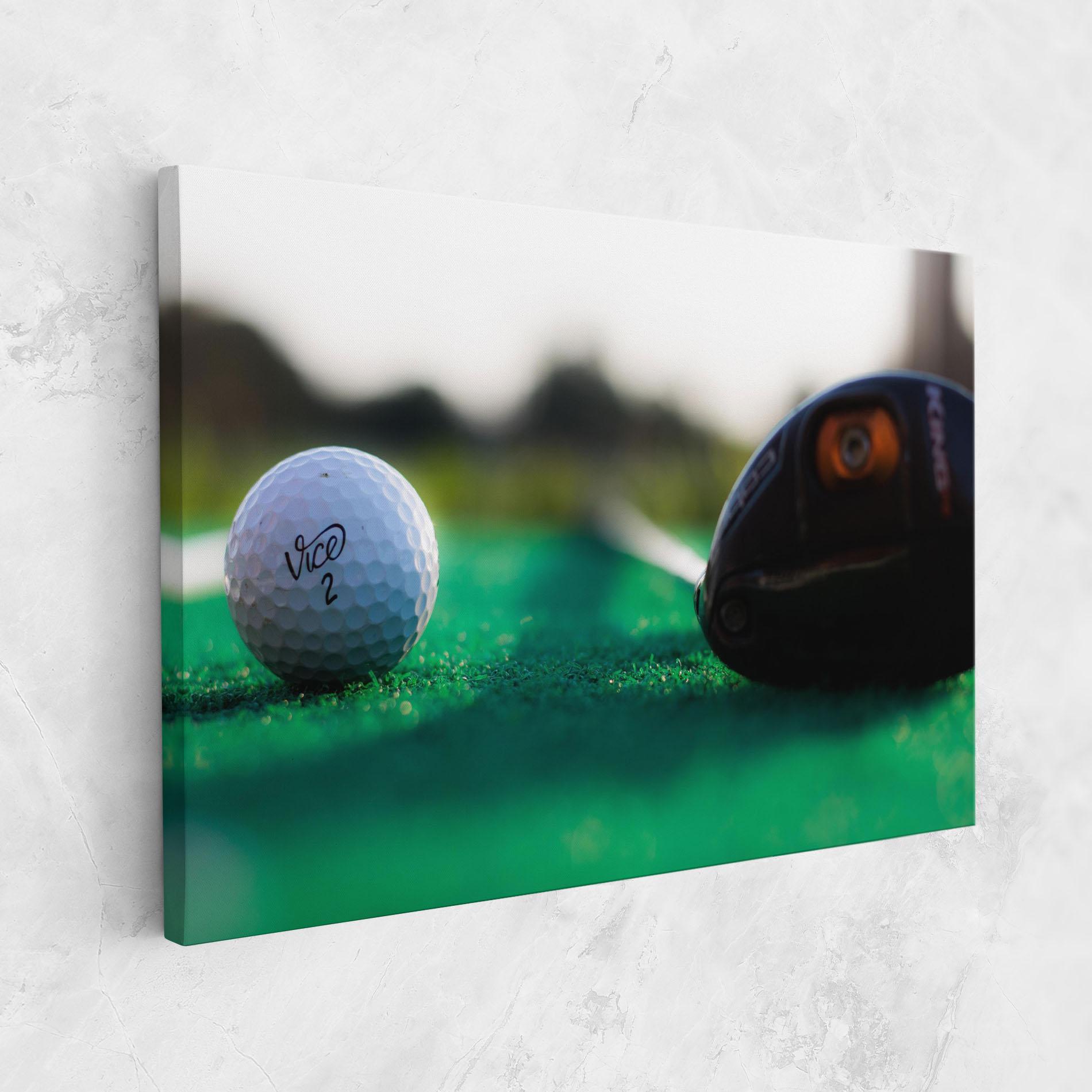 Tablou Canvas Green Grass Golf Ball mockup 1