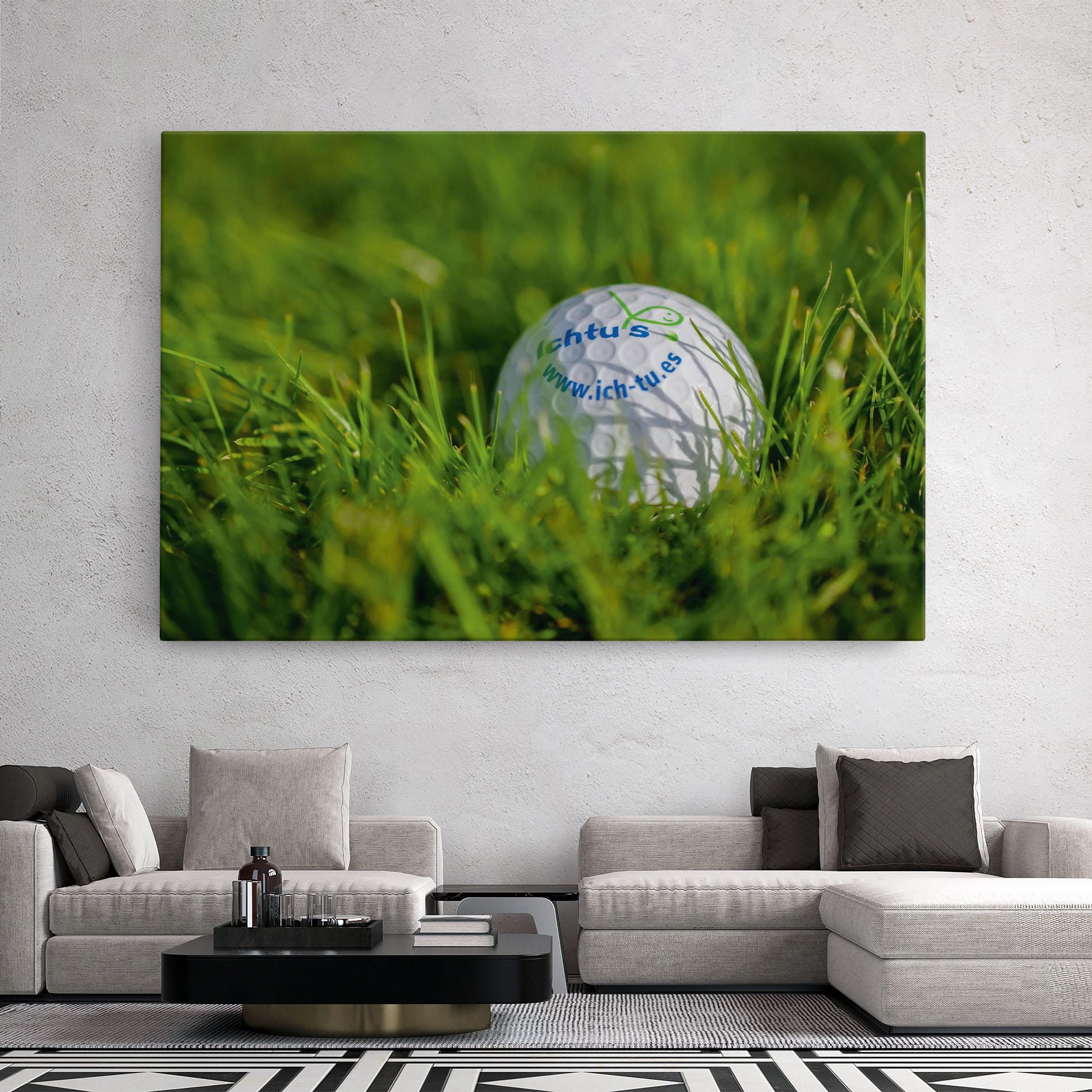 Tablou Canvas Golf Ball In Grass mockup 2