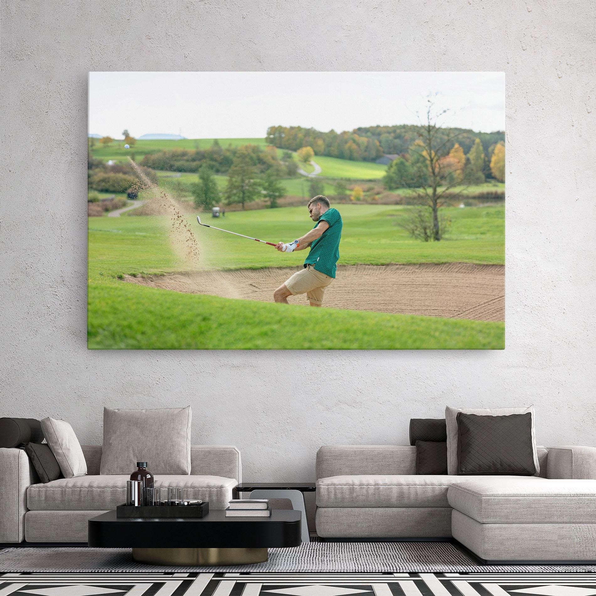 Tablou Canvas Green Tshirt Golf Player mockup 2