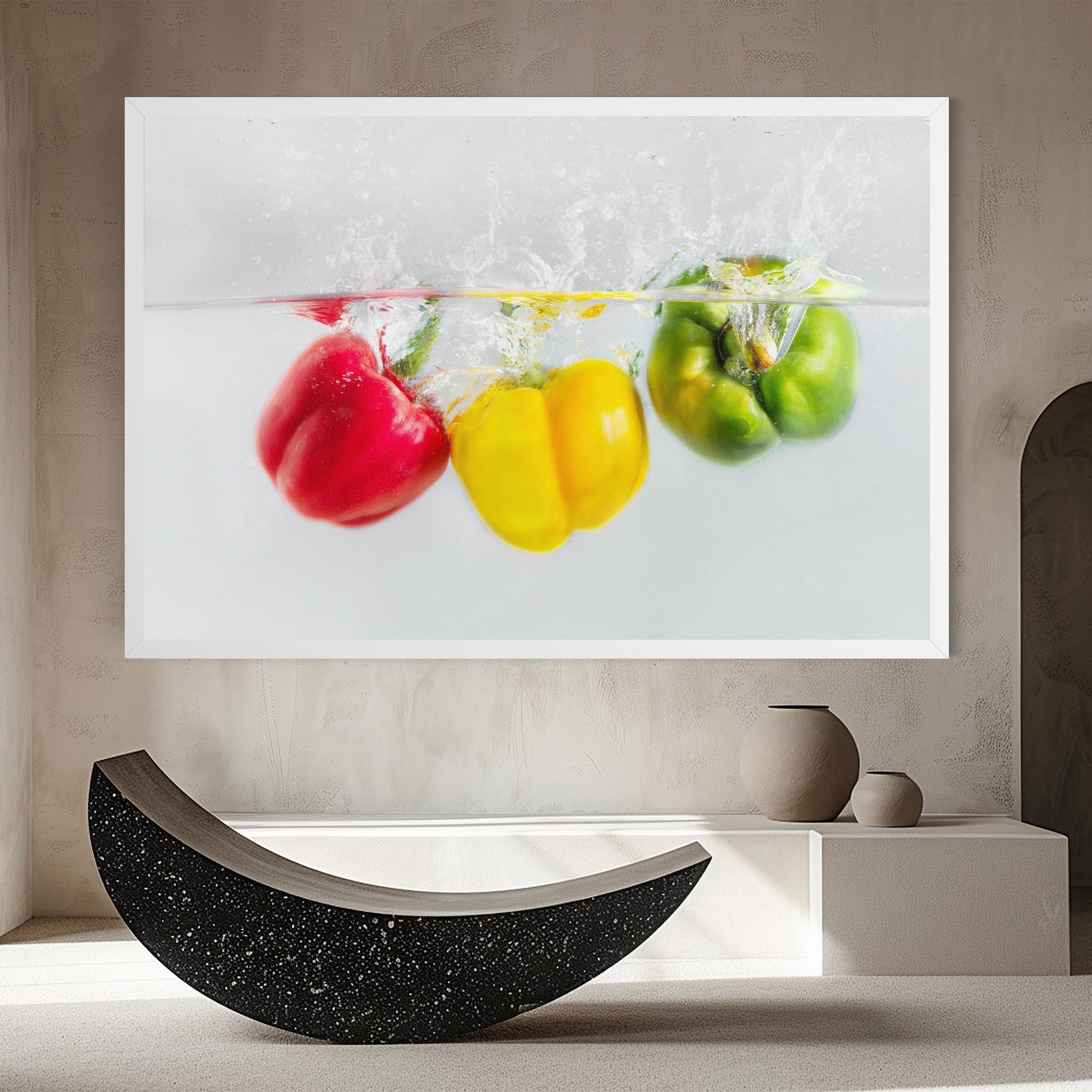 Tablou Canvas Bellpepper In Water mockup 8