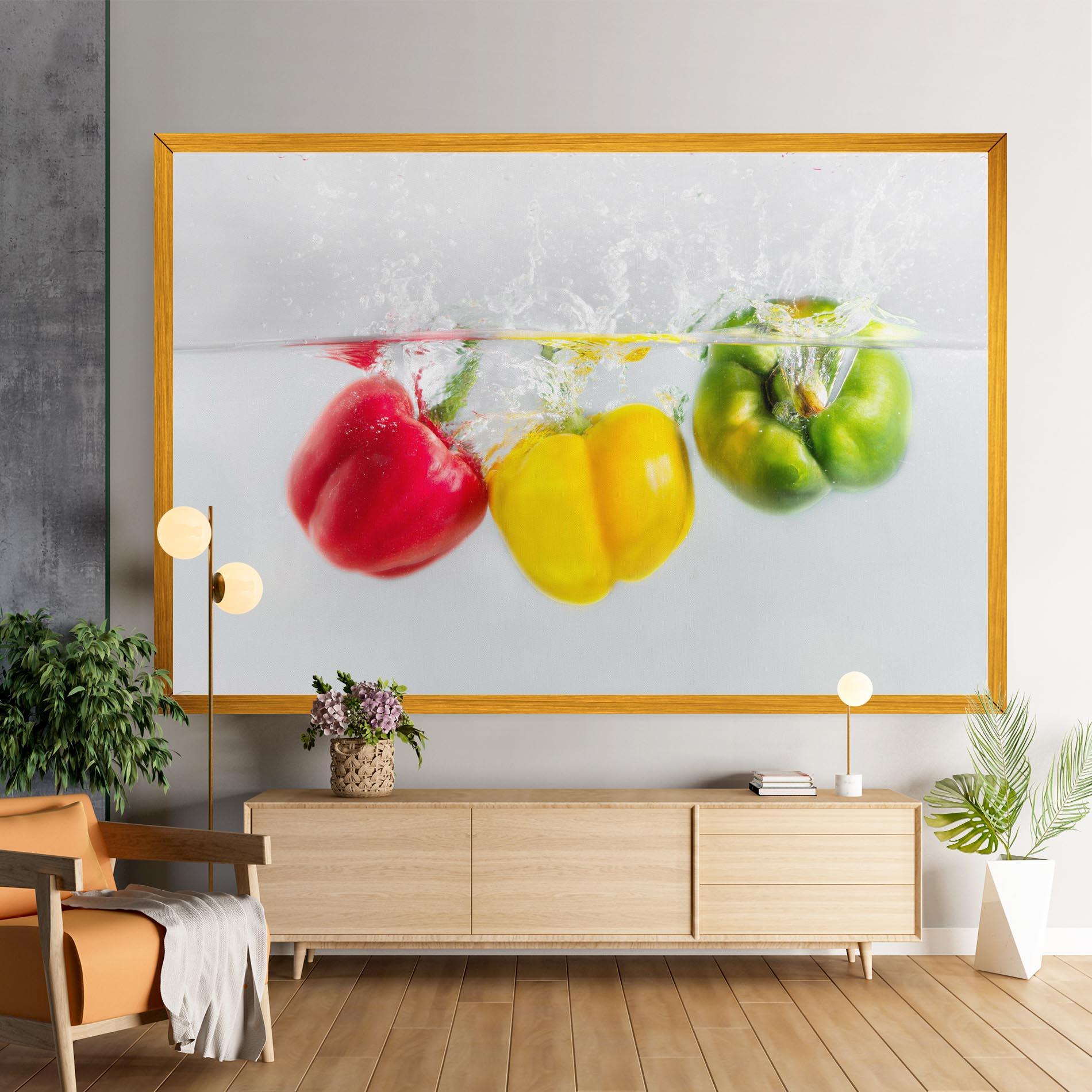 Tablou Canvas Bellpepper In Water mockup 9