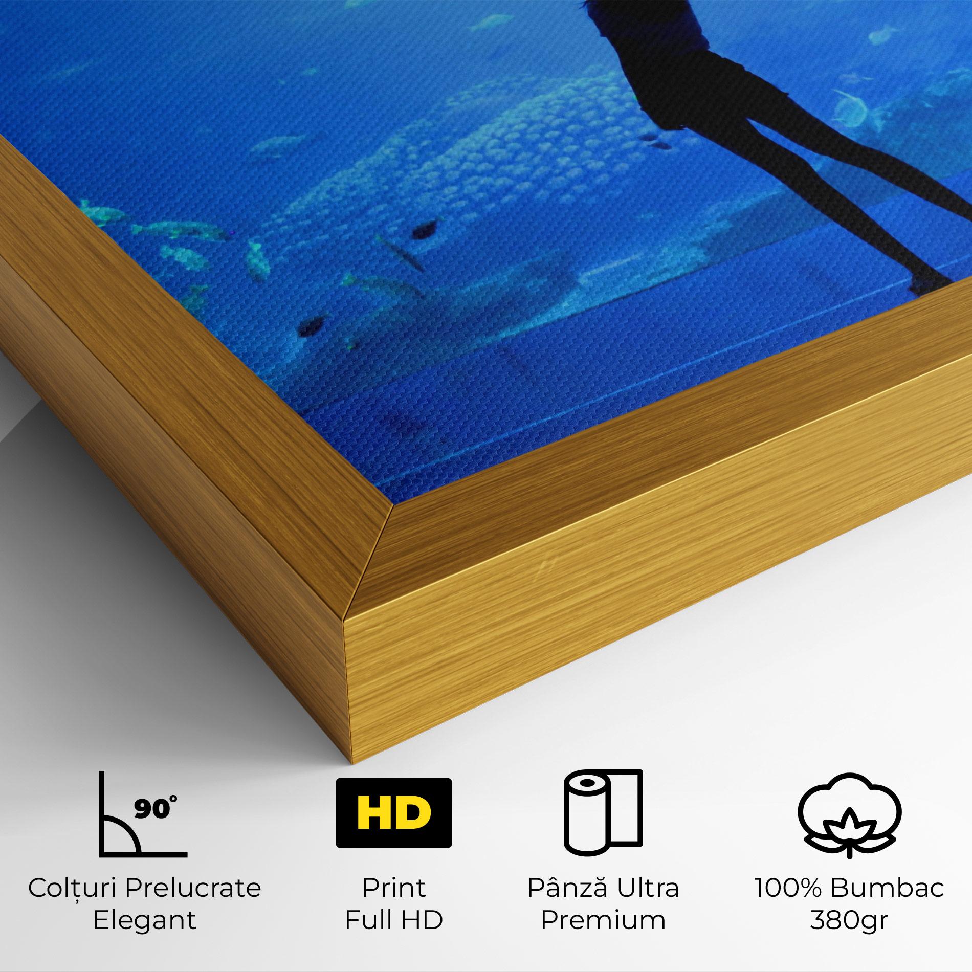 Tablou Canvas Aquarium Girl mockup 4