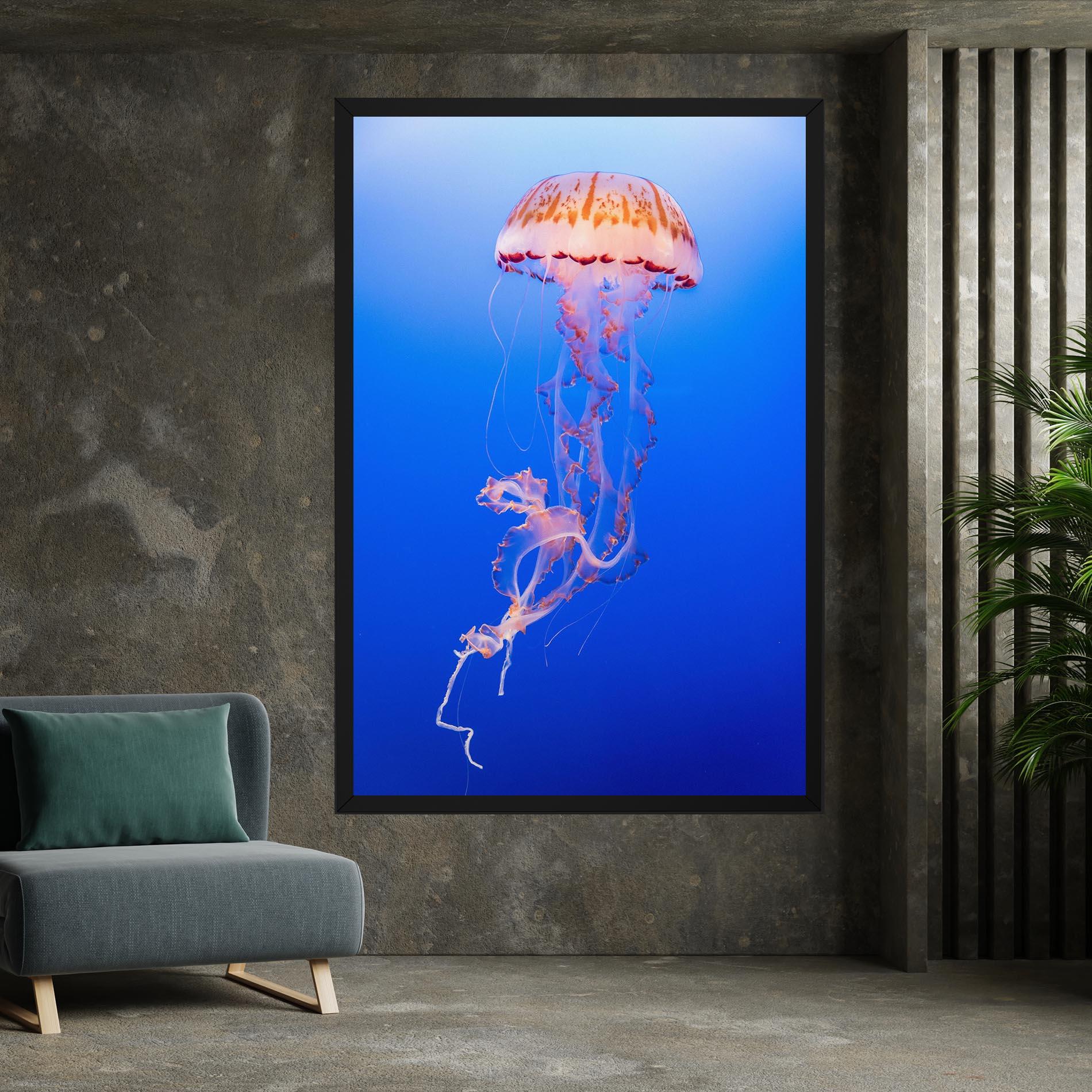 Tablou Canvas Pretty White Jellyfish mockup 7