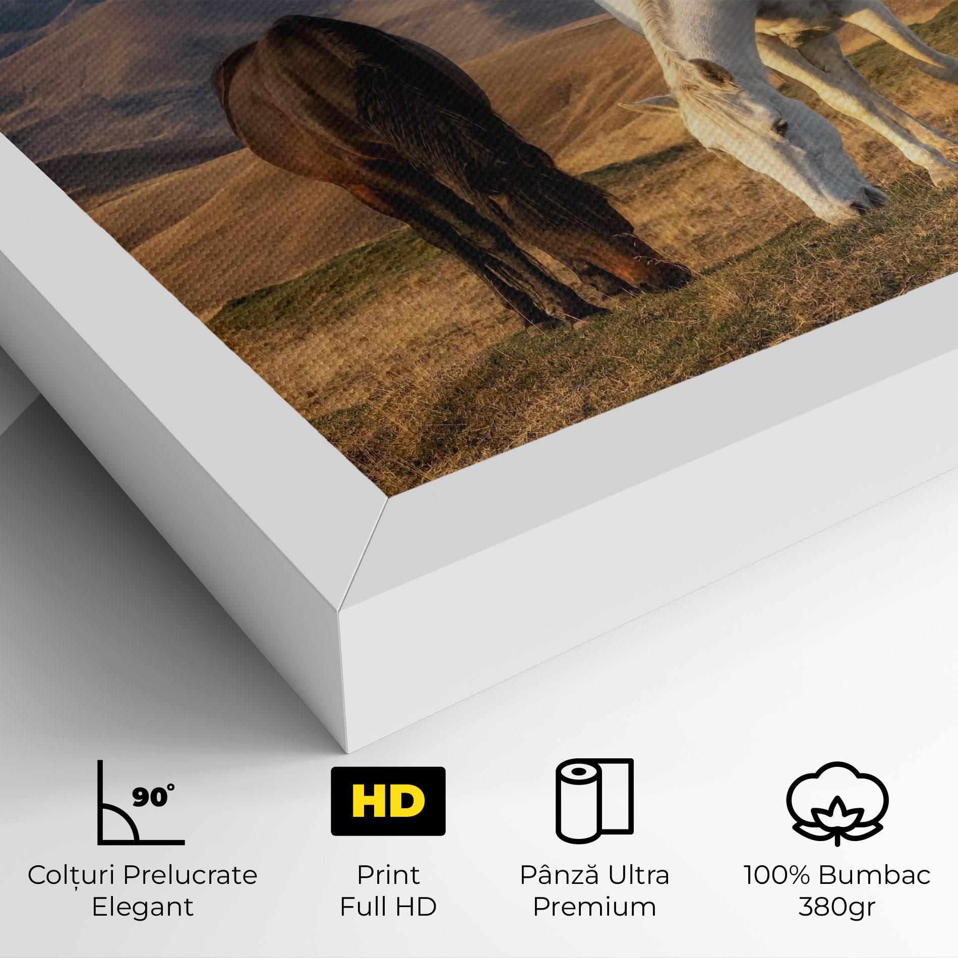 Tablou Canvas Mountain Horses mockup 4