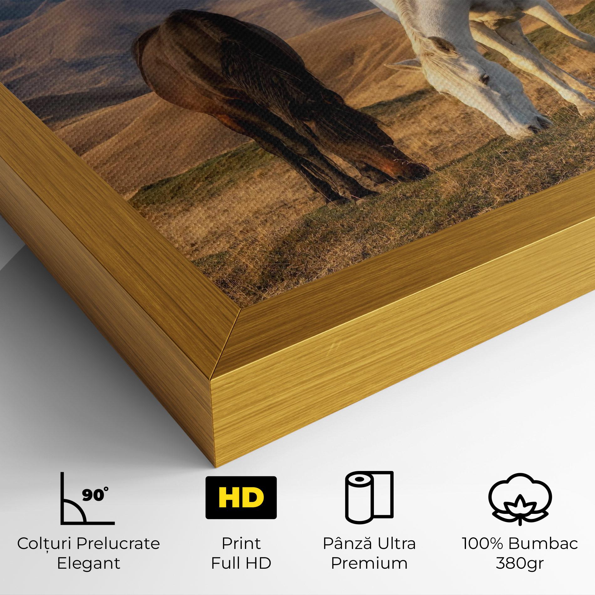 Tablou Canvas Mountain Horses mockup 4