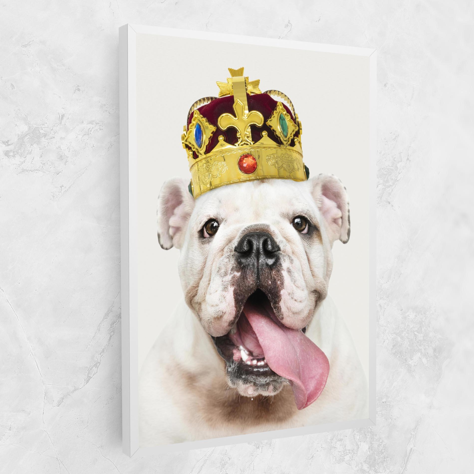 Tablou Canvas Bulldog Wearing Crown mockup 1