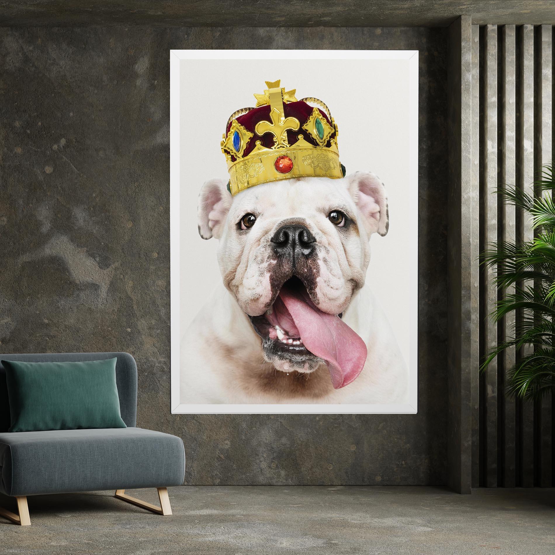 Tablou Canvas Bulldog Wearing Crown mockup 7