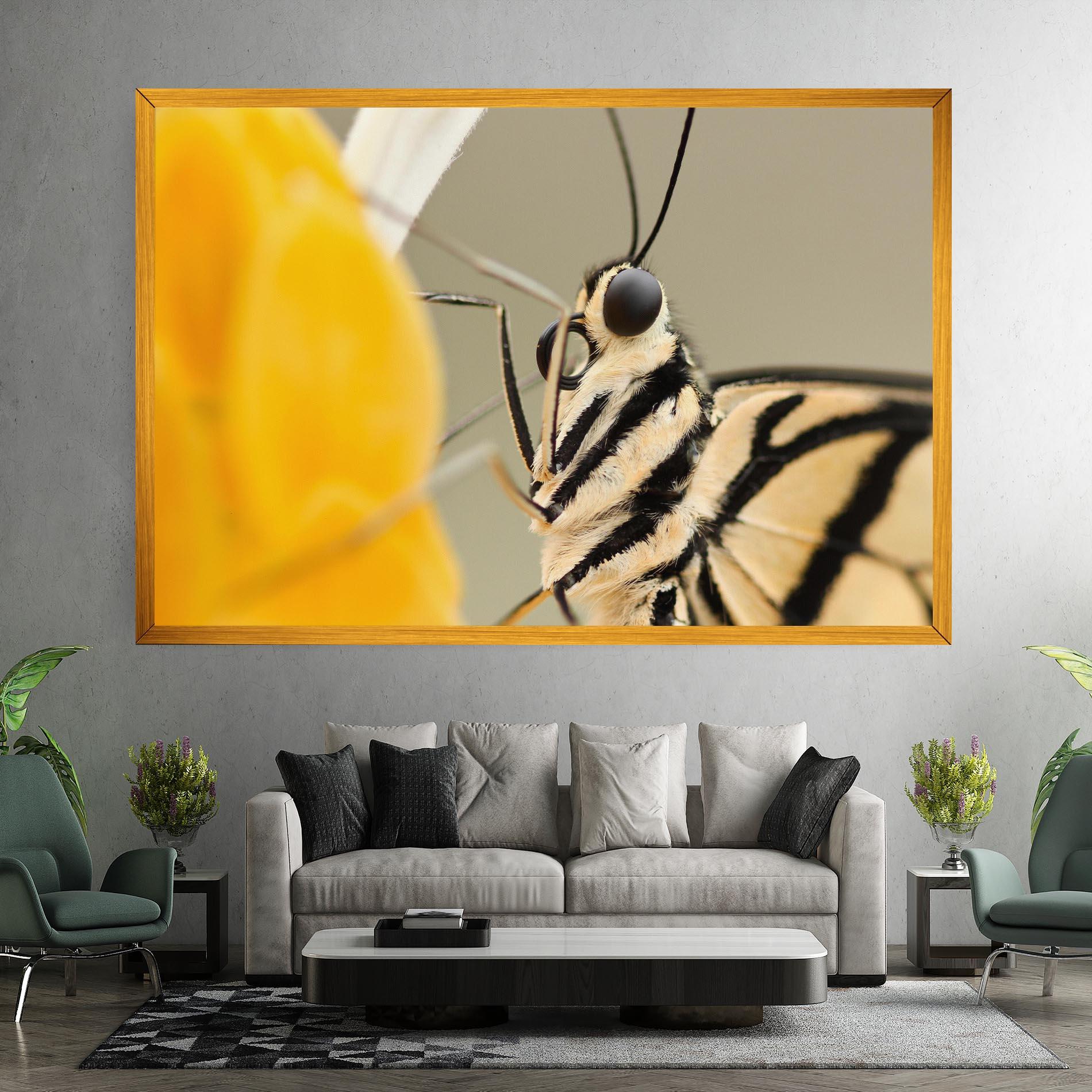 Tablou Canvas Close Up Cream Butterfly mockup 7