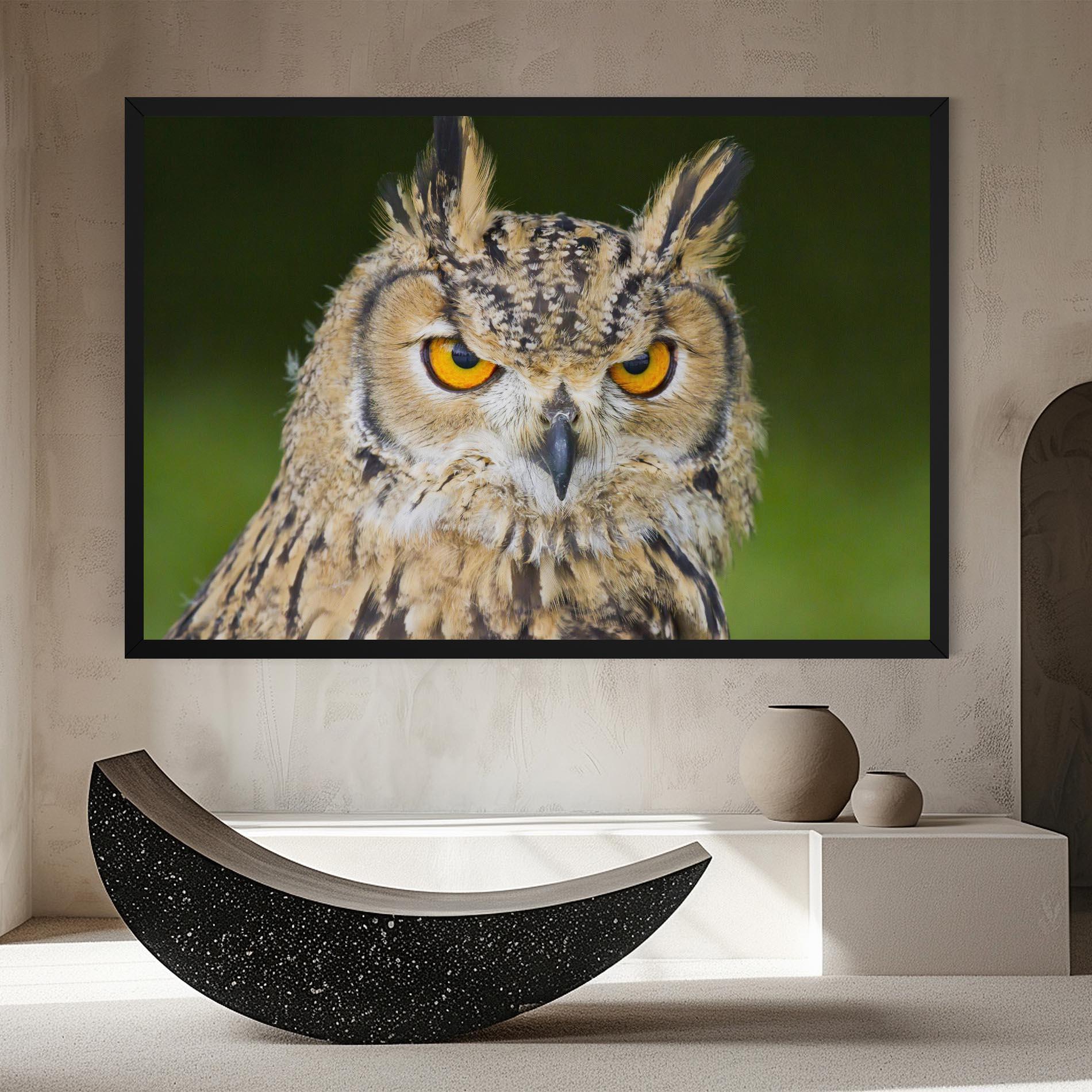 Tablou Canvas Angry Owl mockup 8