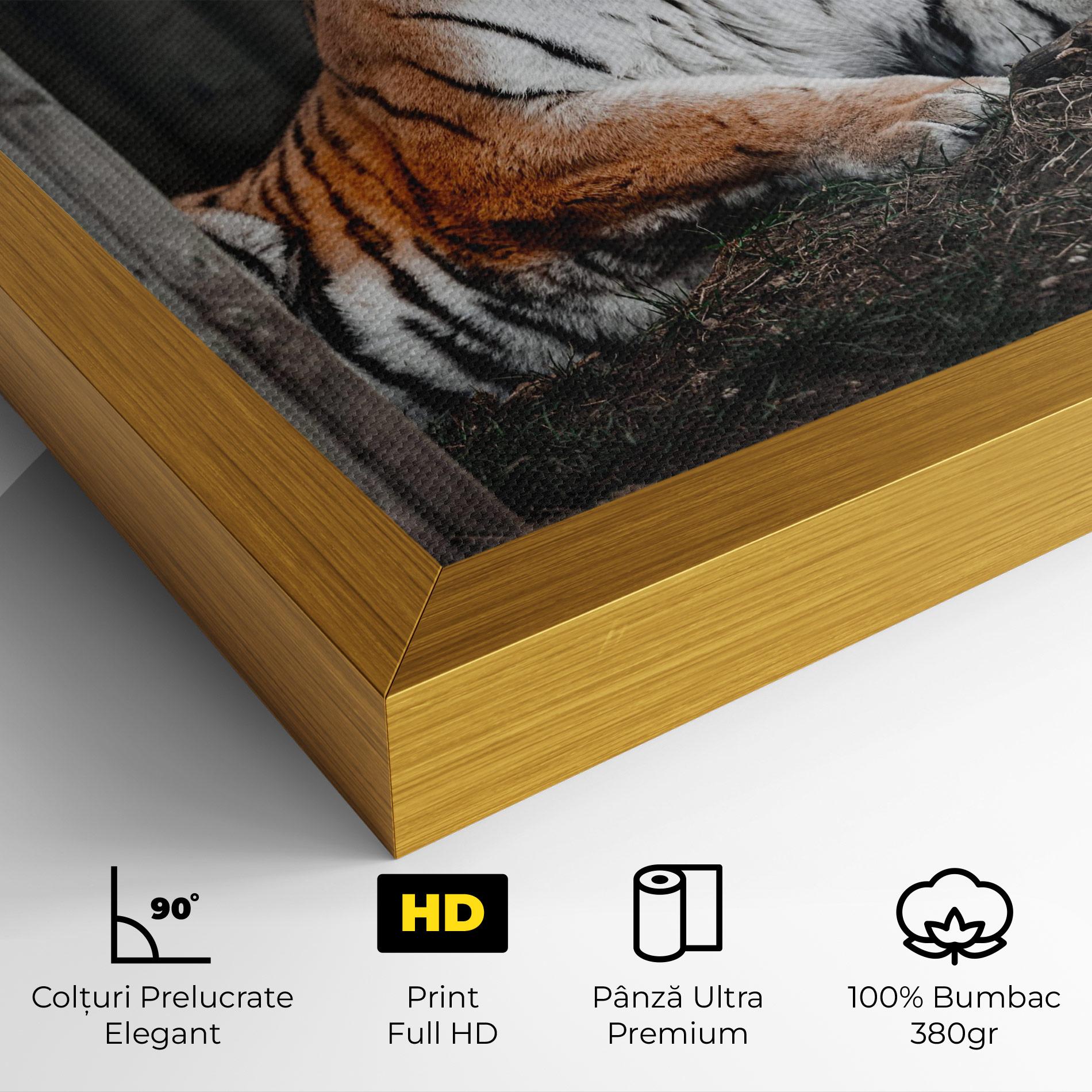 Tablou Canvas Forest Tiger mockup 4