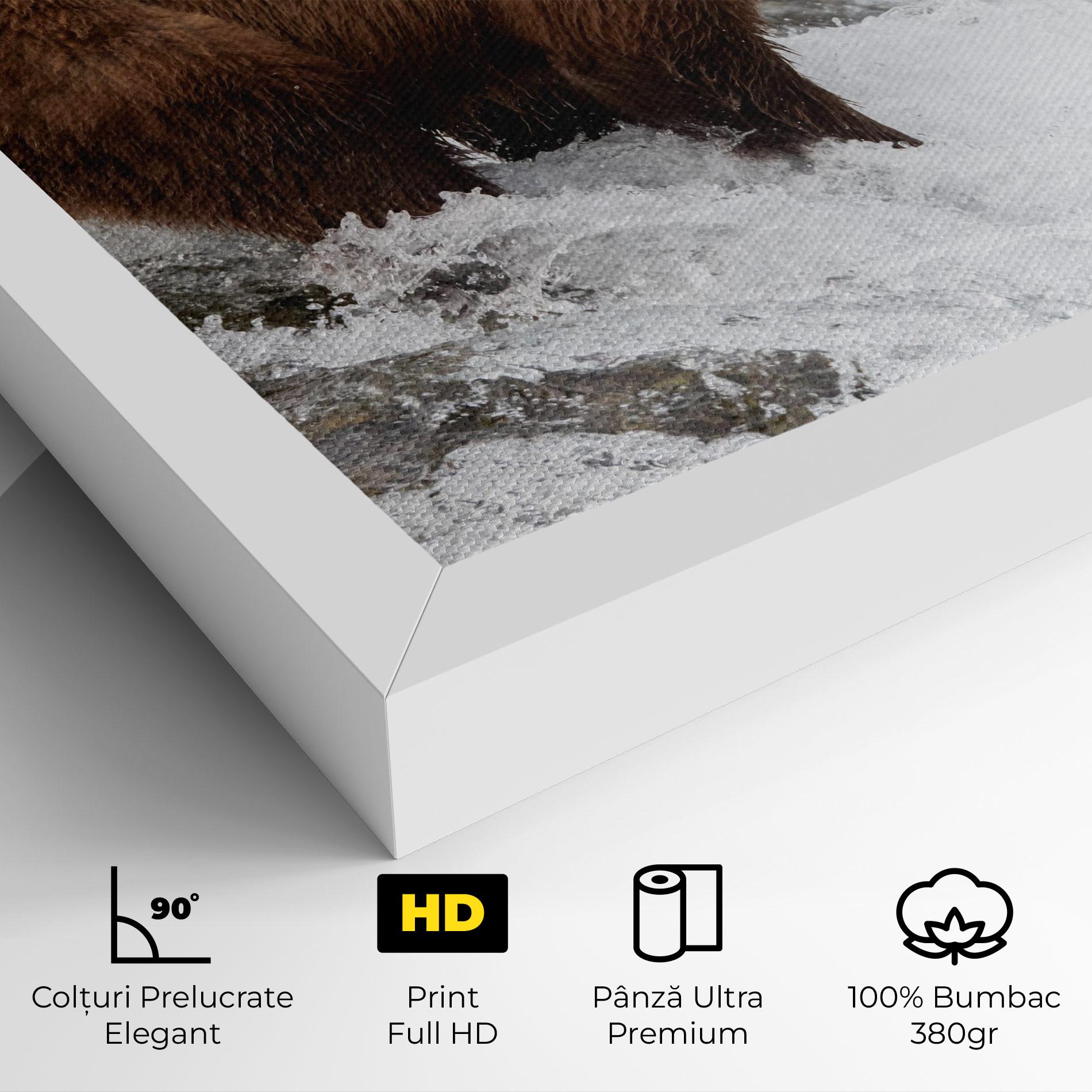 Tablou Canvas Bear Hunting mockup 4