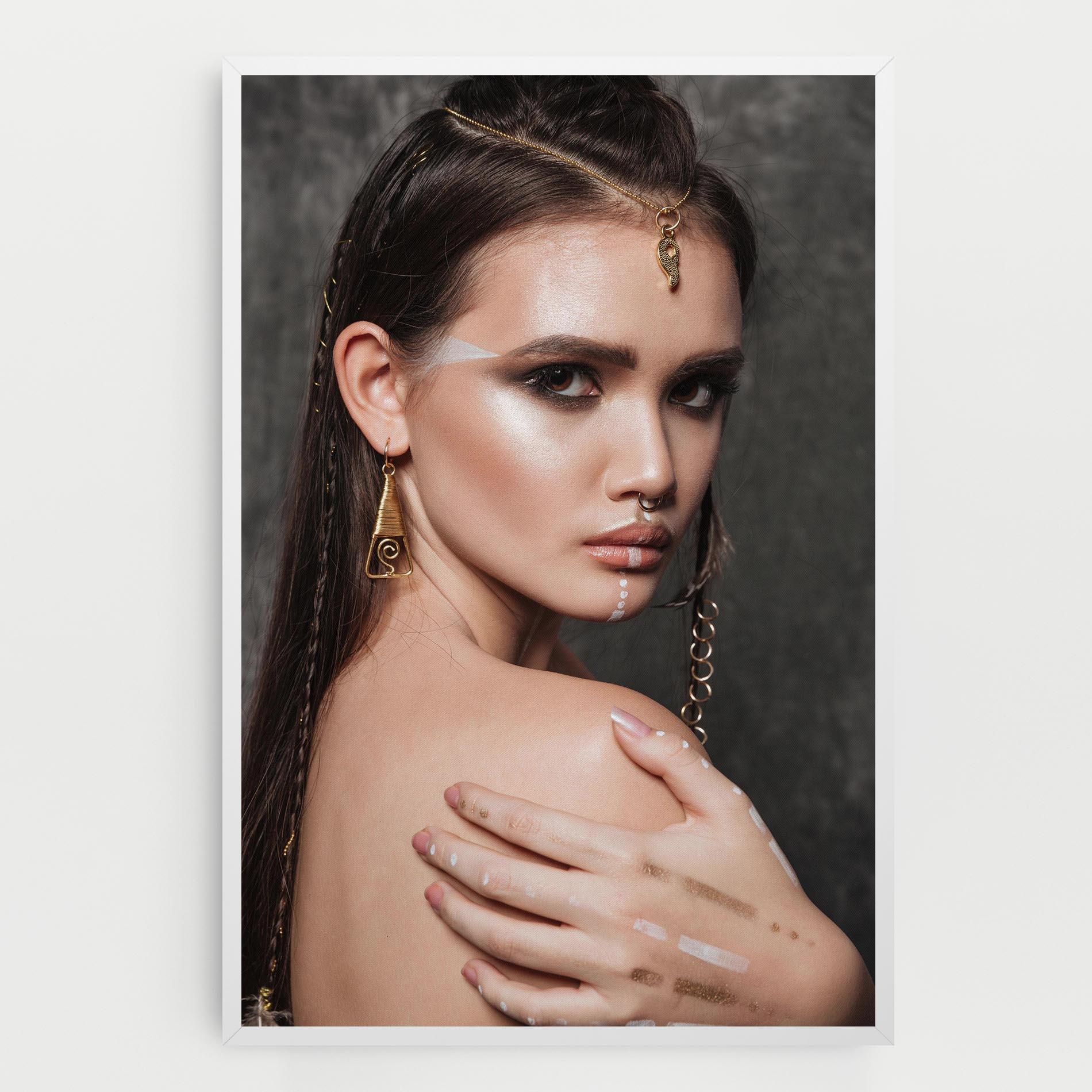 Tablou Canvas Gold Triangle Earring mockup 0