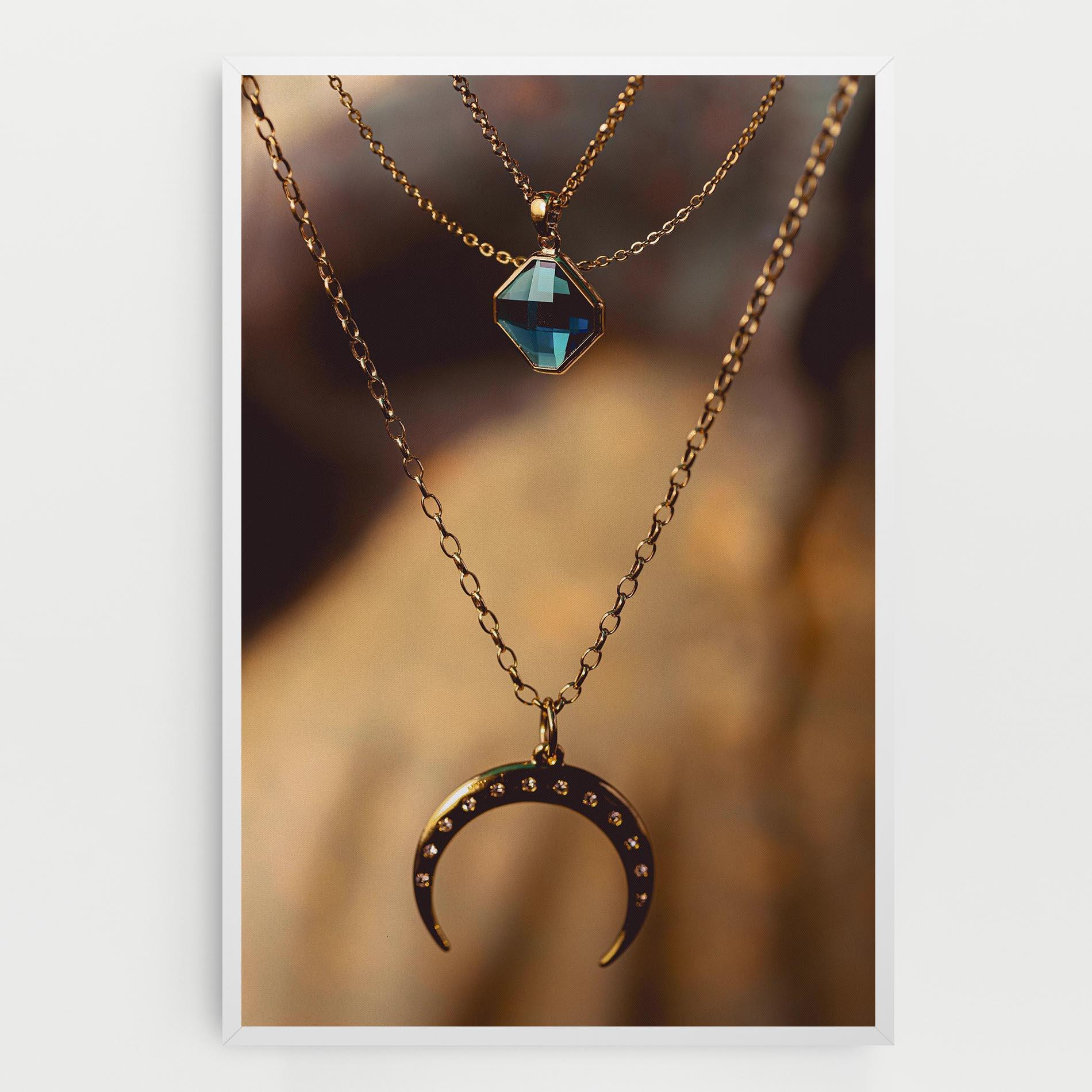 Tablou Canvas Moon Blue Necklace mockup 0