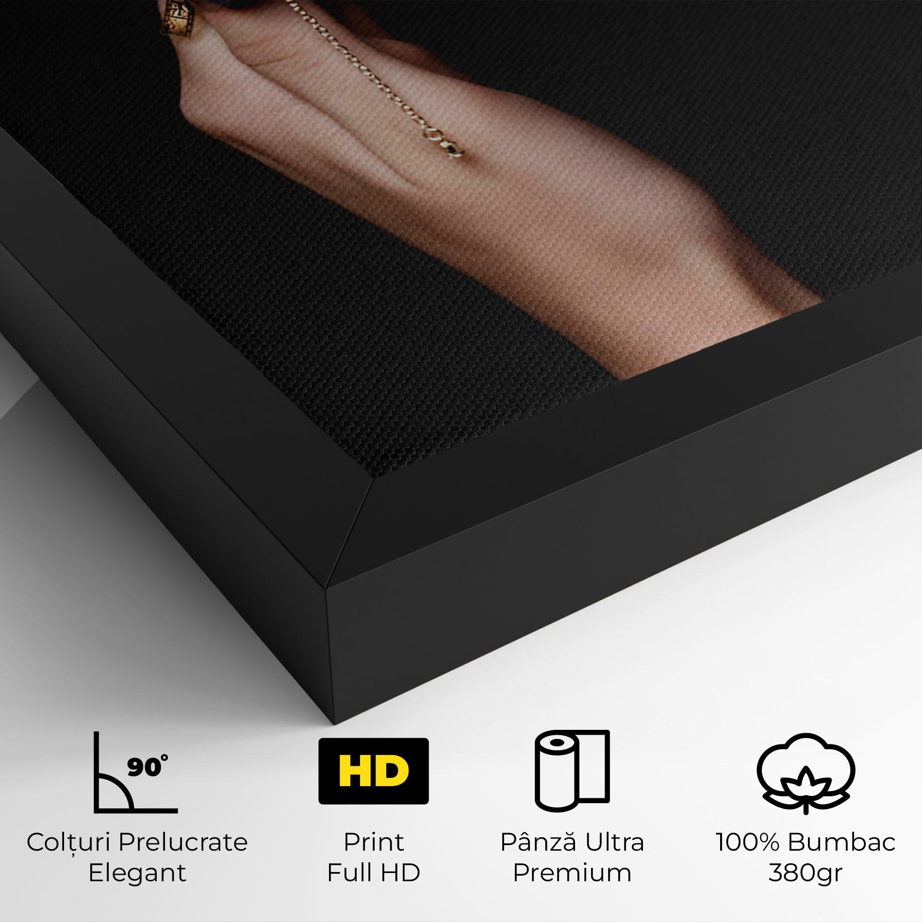 Tablou Canvas Creative Design Nails mockup 4