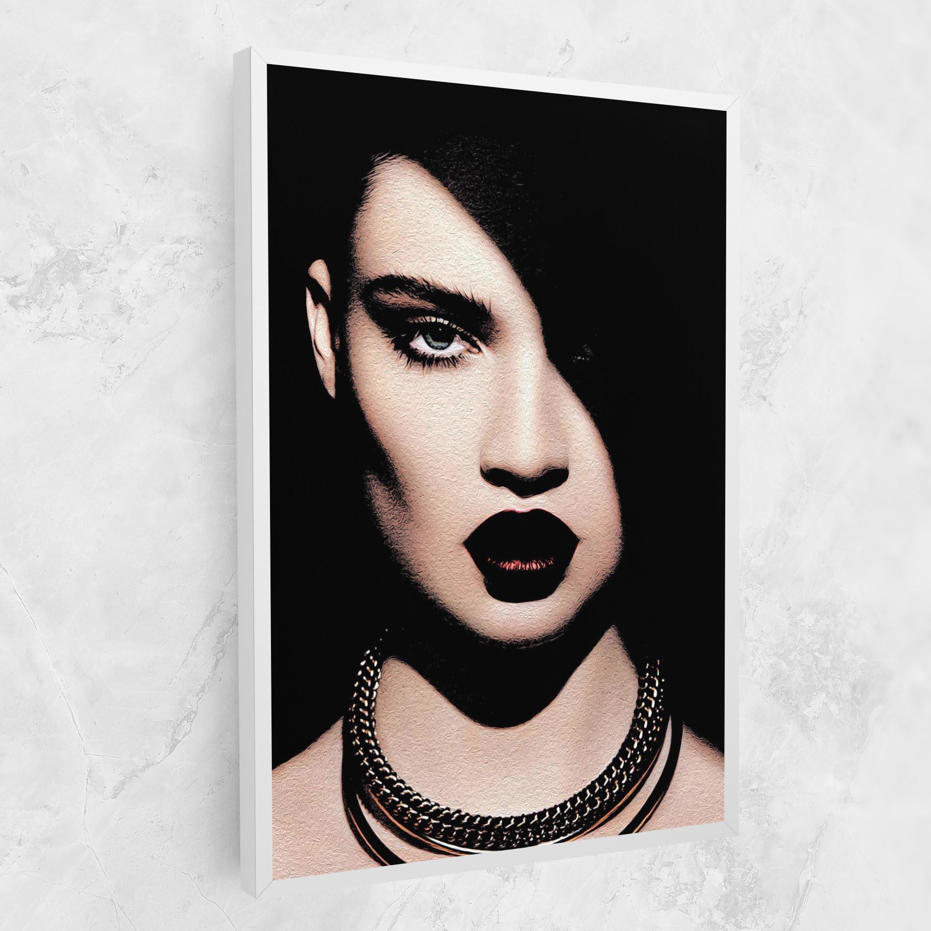 Tablou Canvas Gold Necklace mockup 1