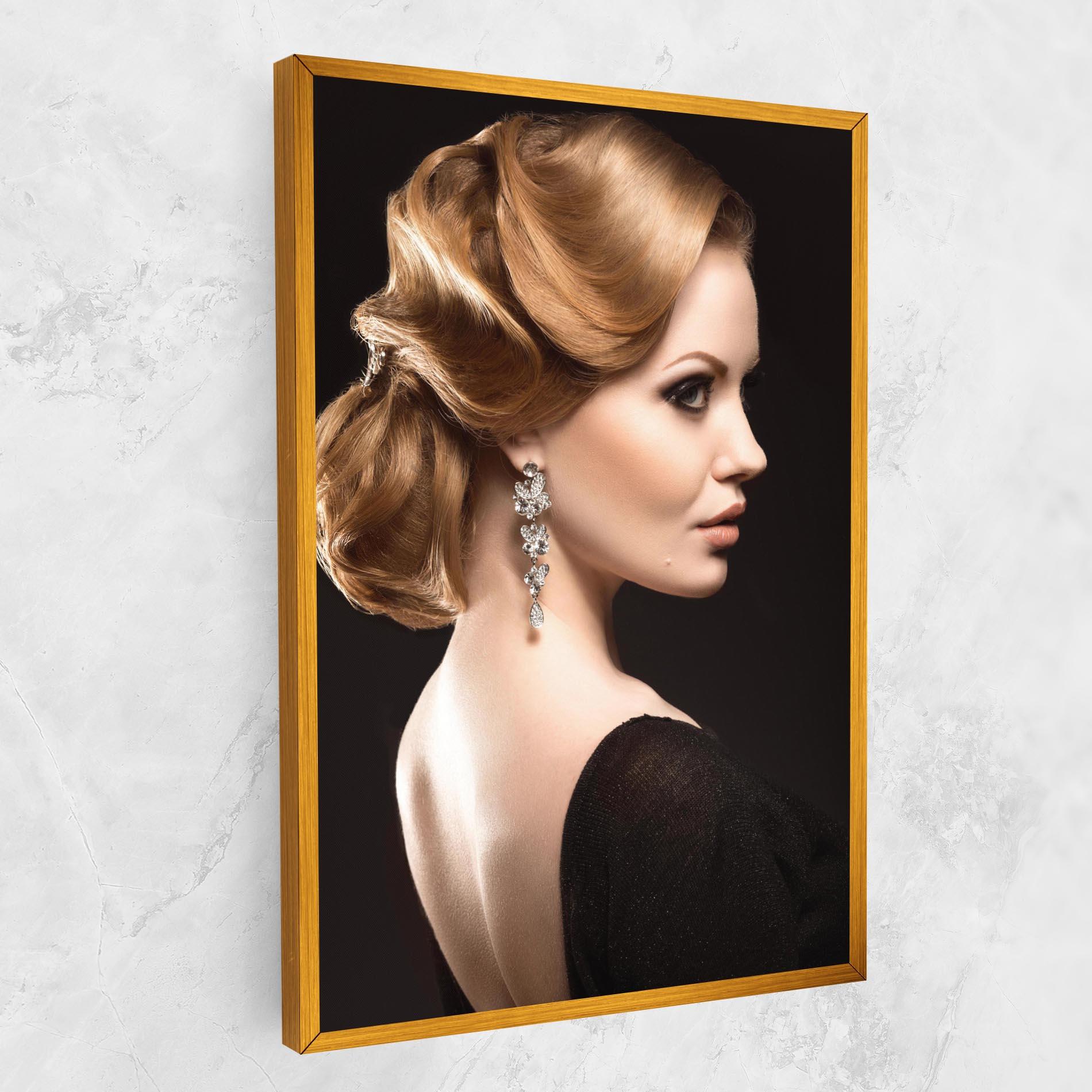 Tablou Canvas Elegant Earrings mockup 1