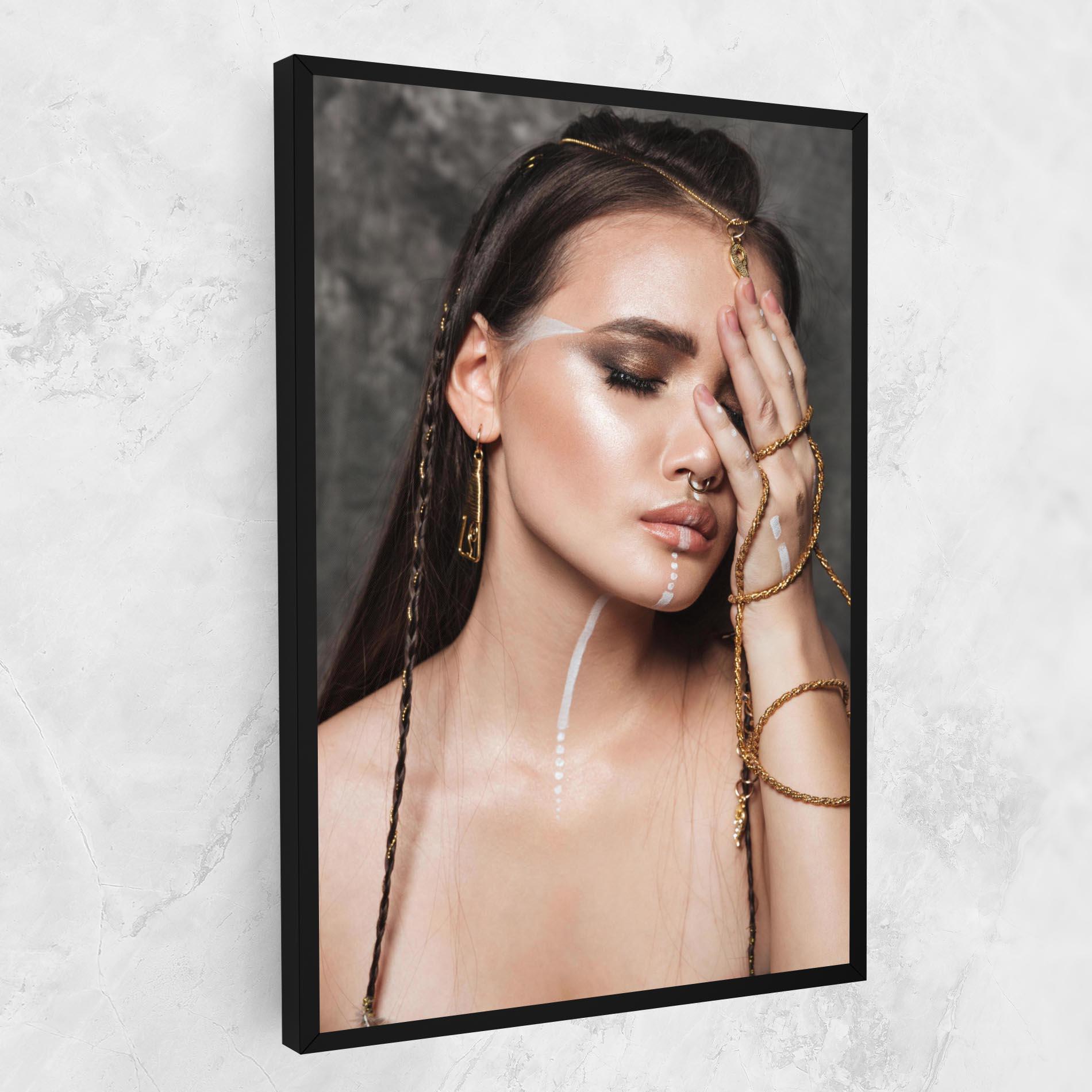 Tablou Canvas Gold Hand Accessory mockup 1