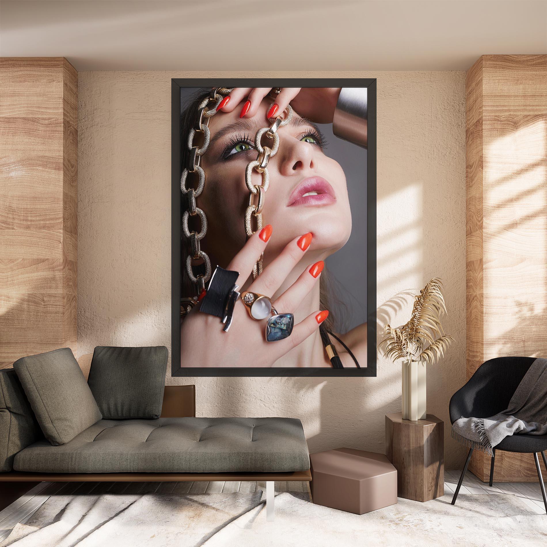 Tablou Canvas Big Chain Woman mockup 8