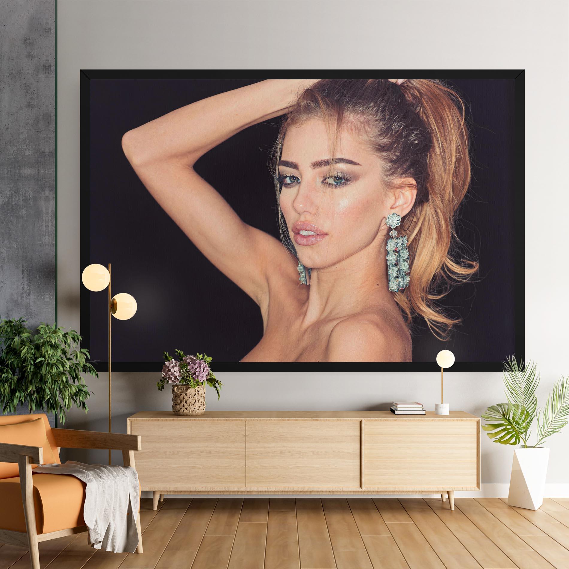 Tablou Canvas Flower Earrings mockup 9